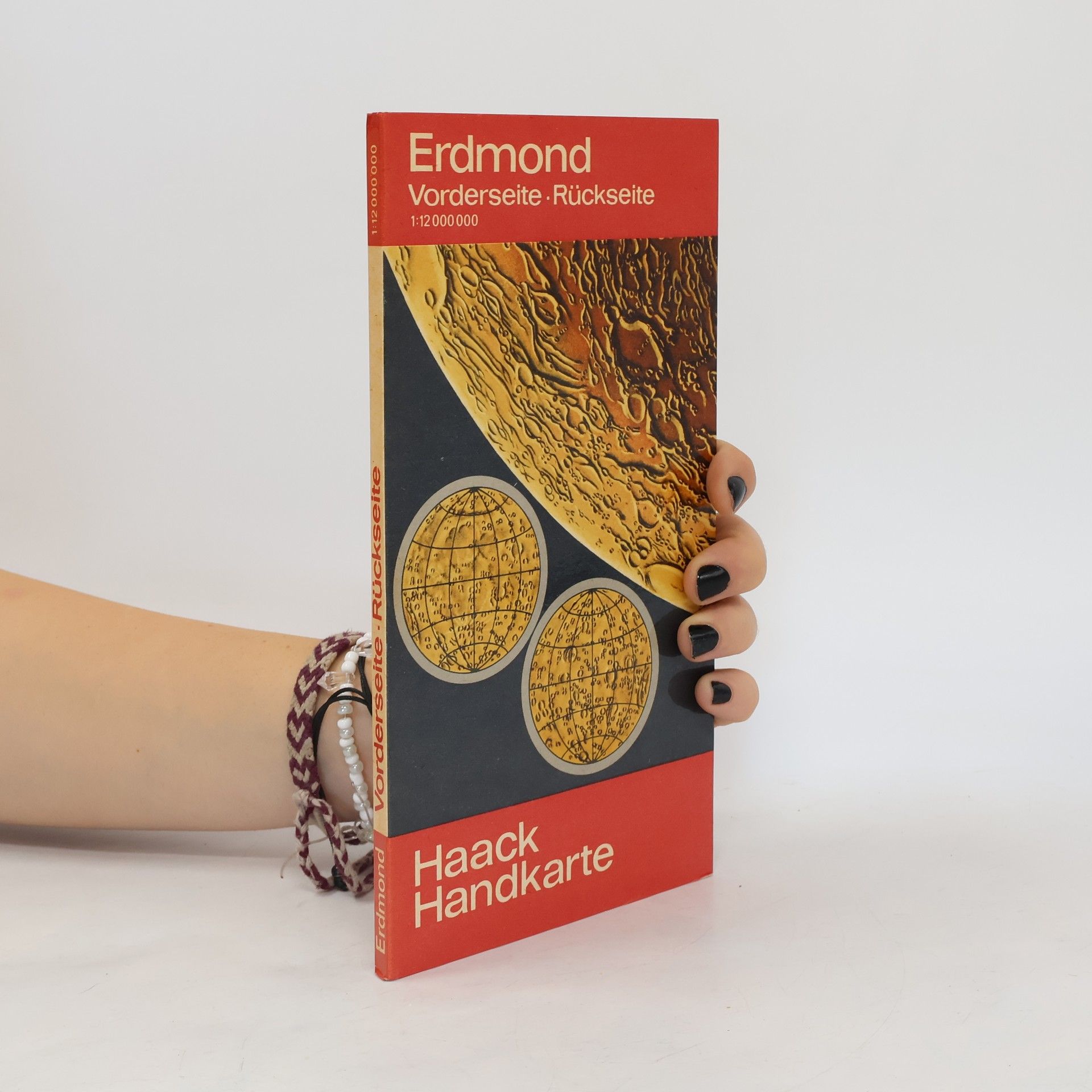 Autorenkollektiv Erdmond Vorderseite. Rückseite