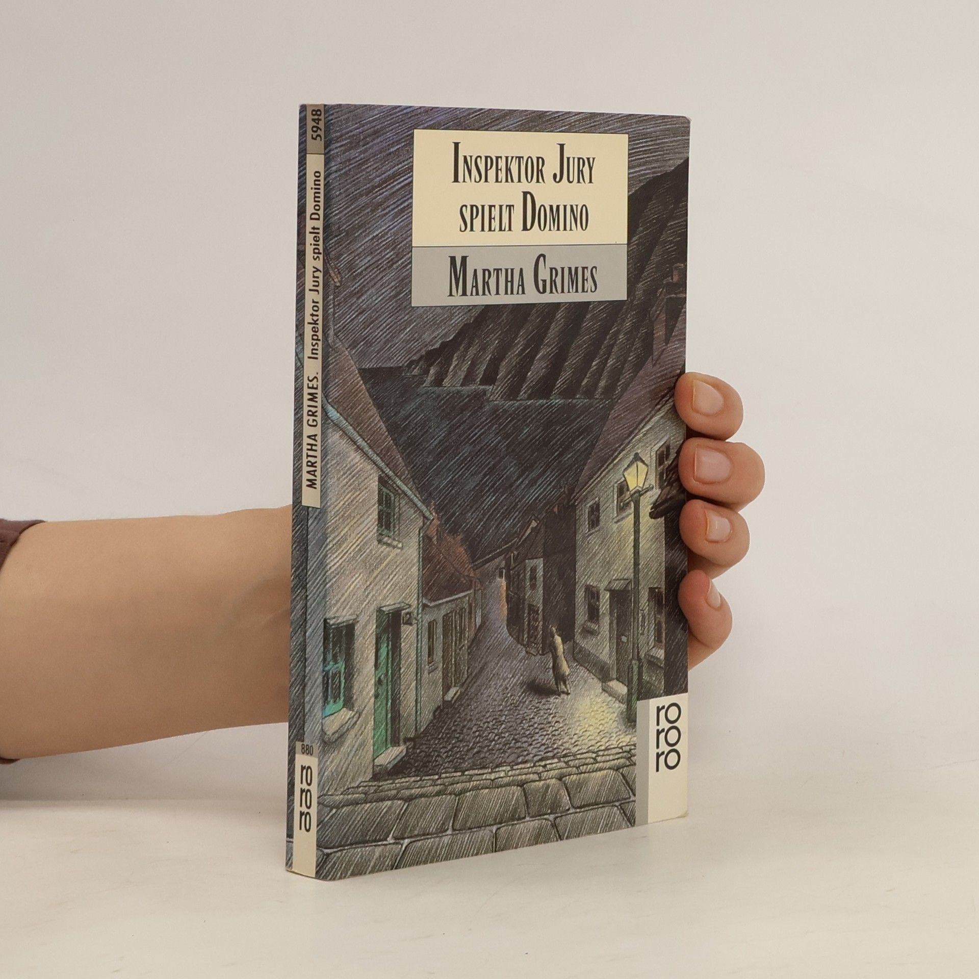 Martha Grimer Inspektor Jury spielt Domino