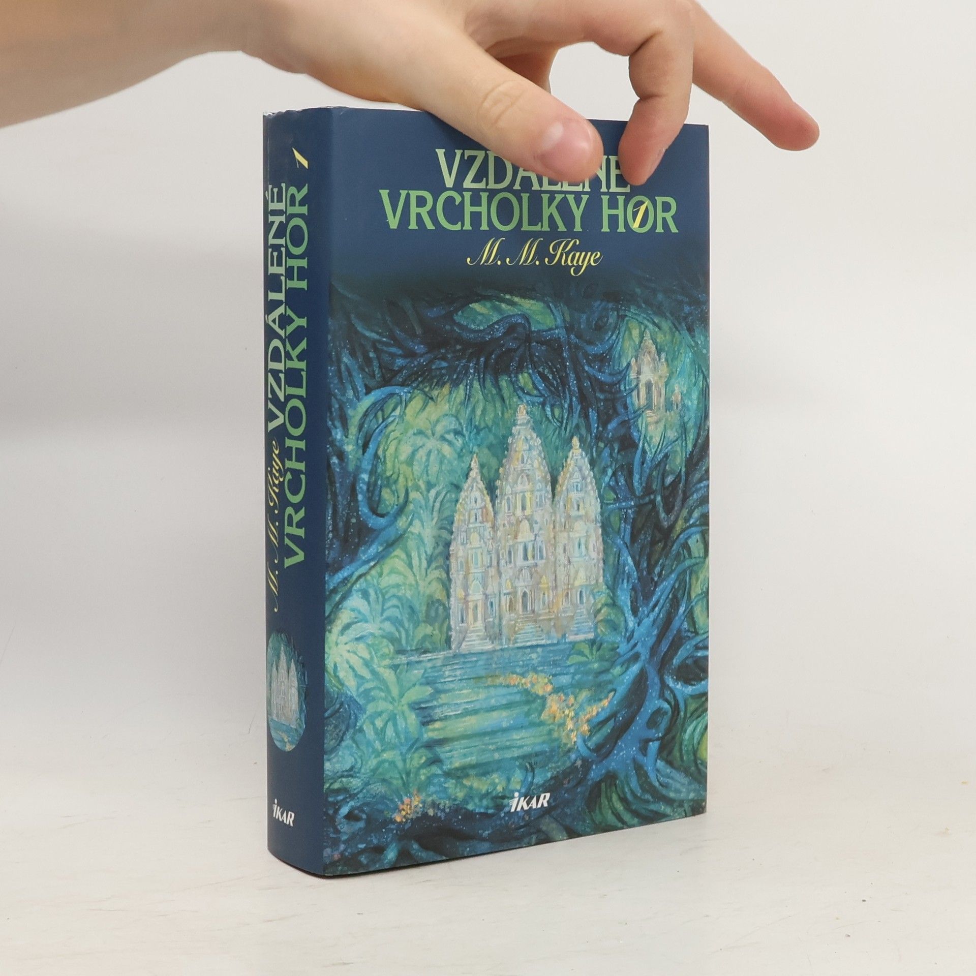 M. M. Kaye Vzdálené vrcholky hor 1. díl
