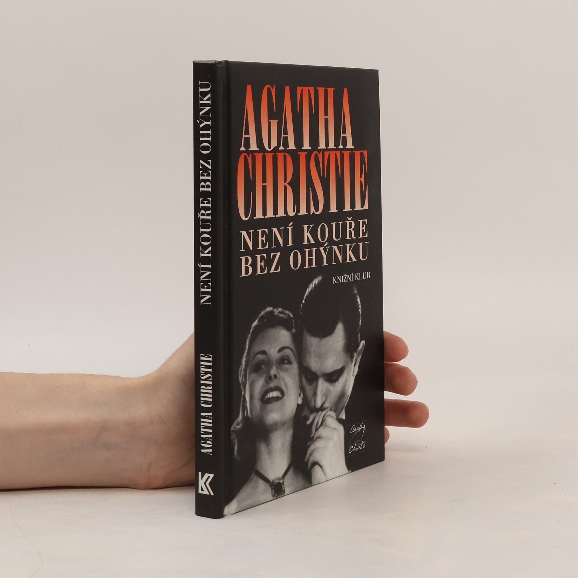 Agatha Christie Není kouře bez ohýnku