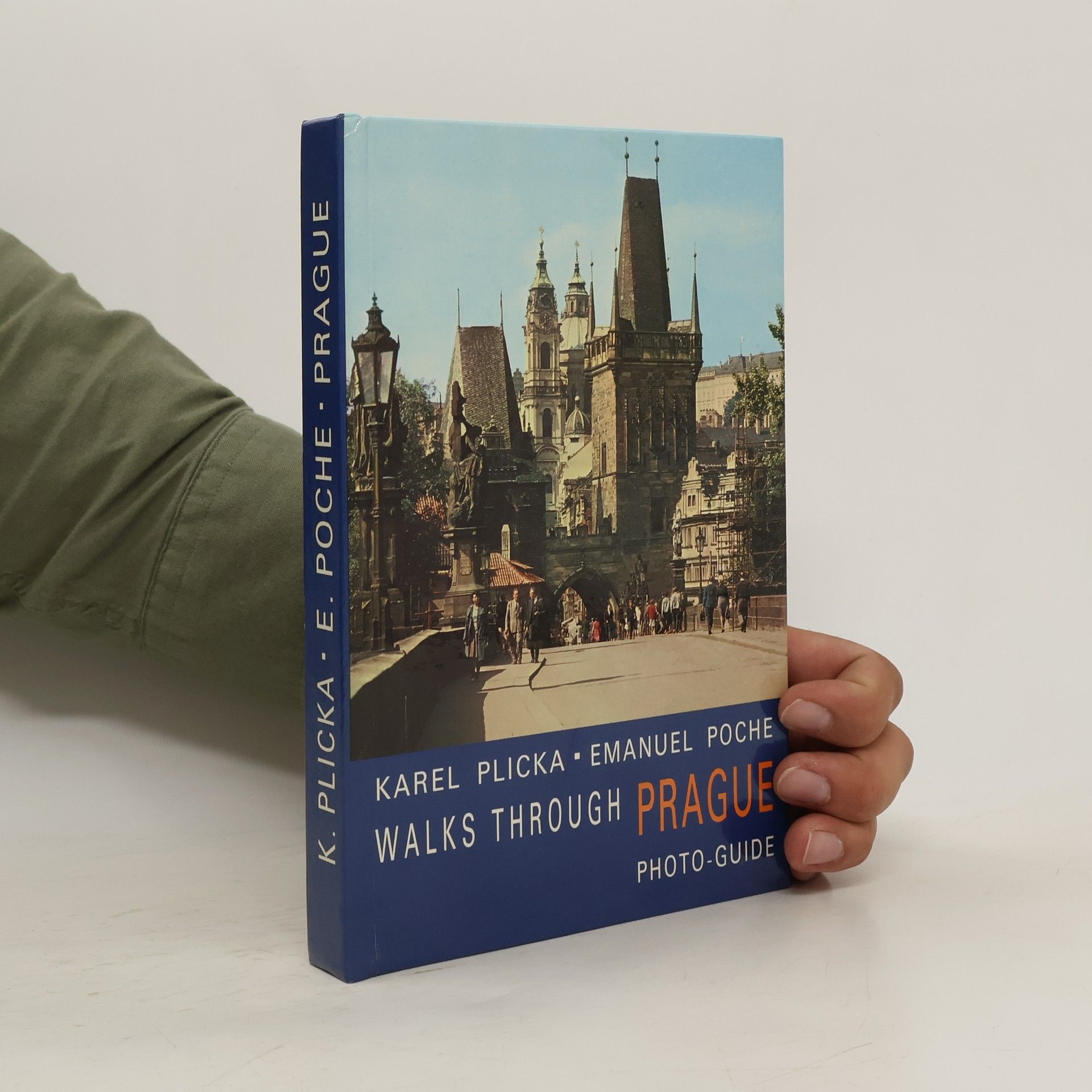 Karel Plicka Walks through Prague (photo-guide)