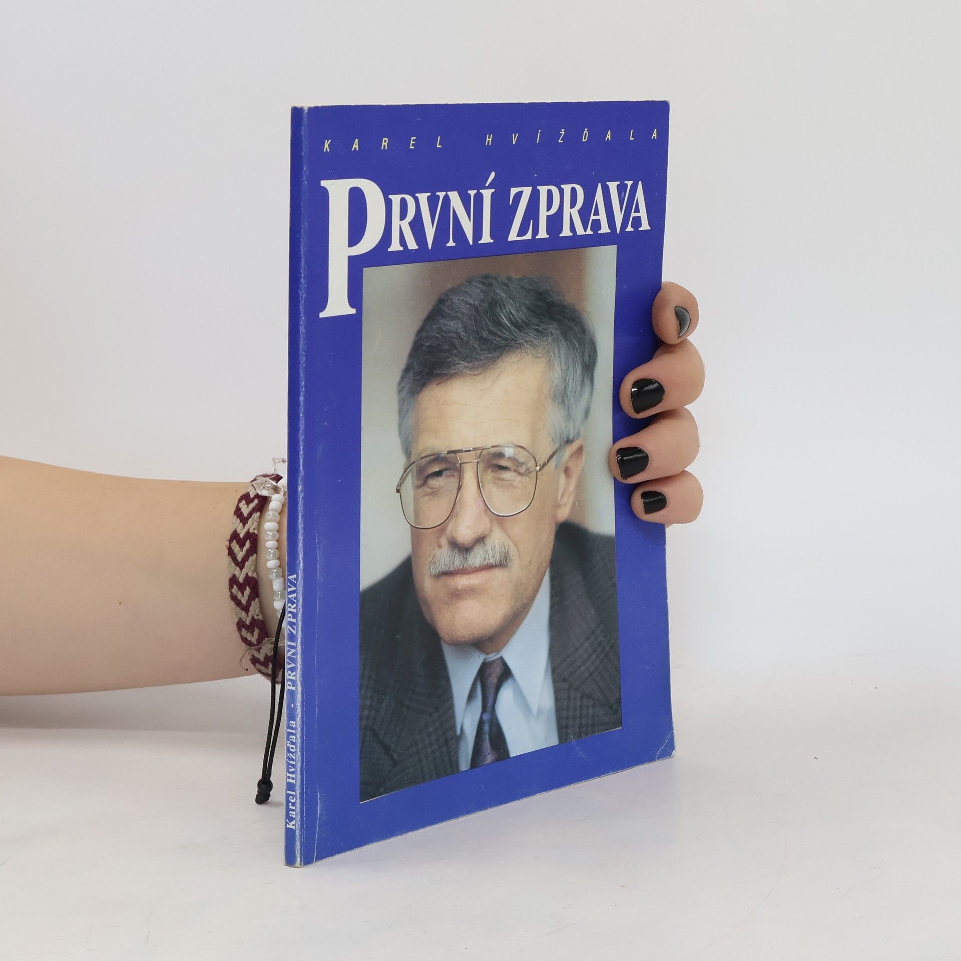 Karel Hvížďala První zprava