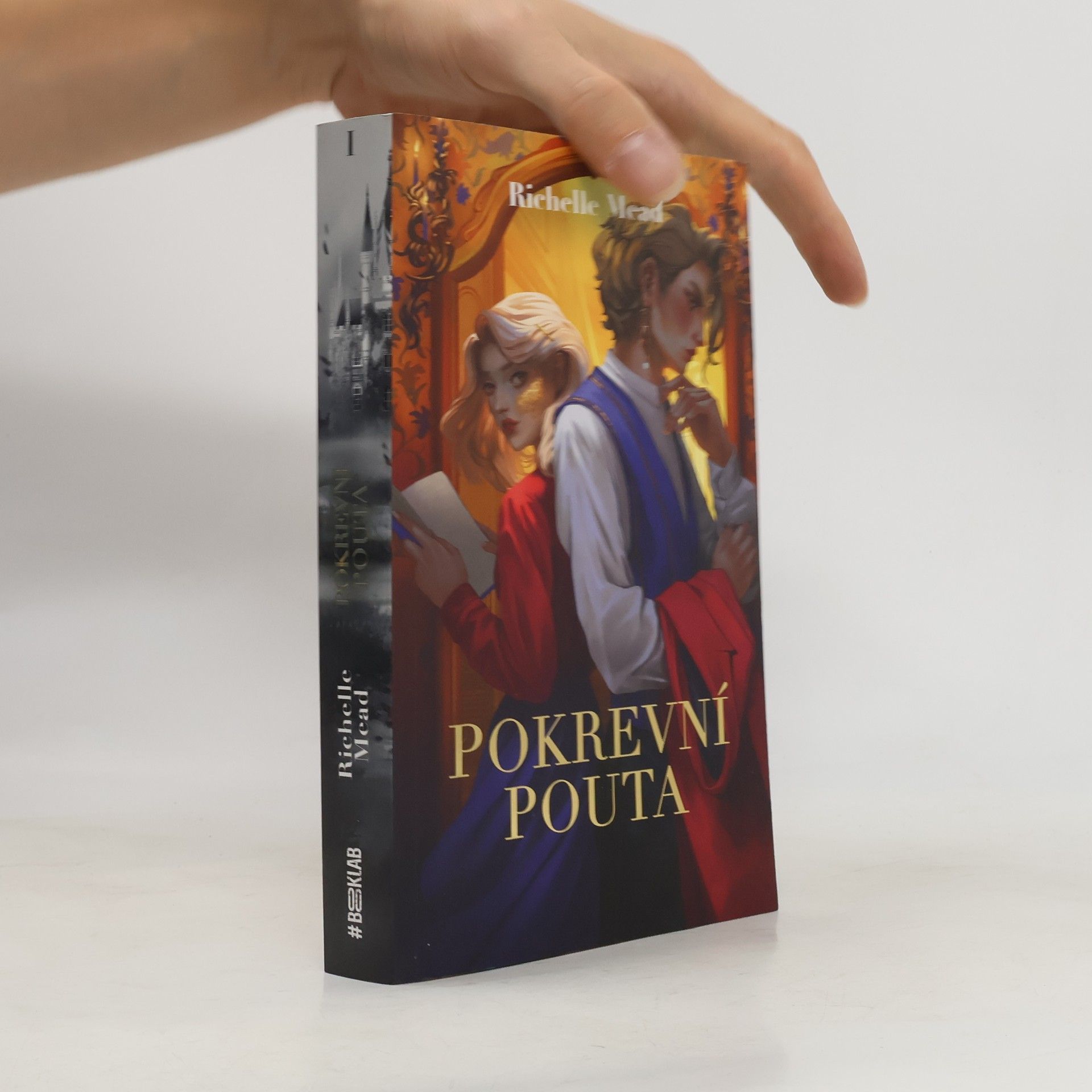 Richelle Mead Pokrevní pouta