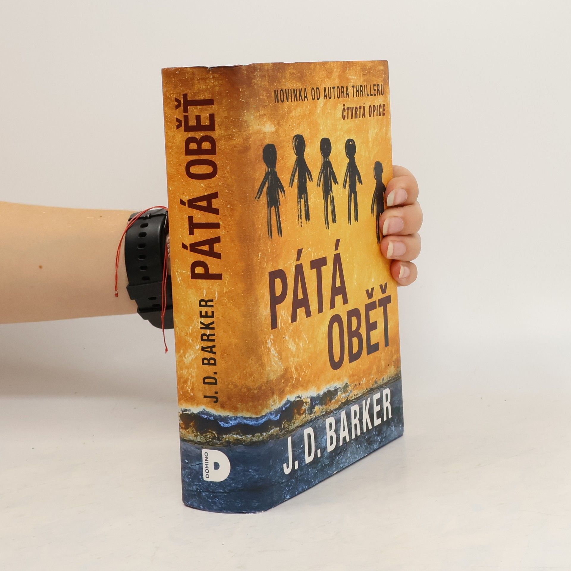 Jonathan Dylan Barker Pátá oběť