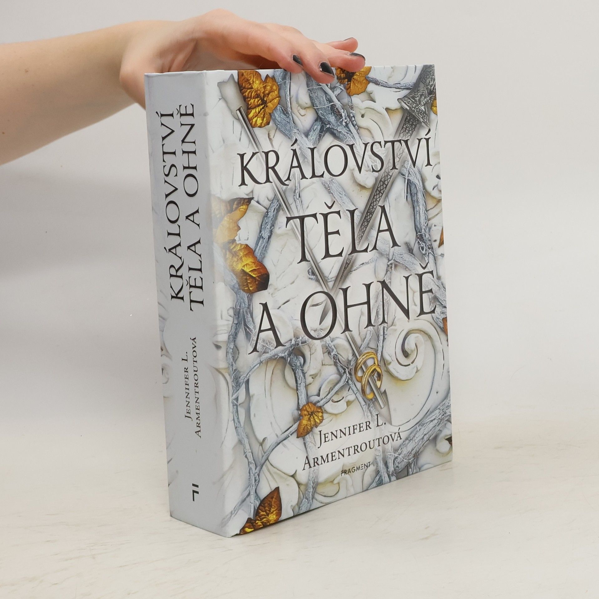 Jennifer L. Armentrout Království těla a ohně