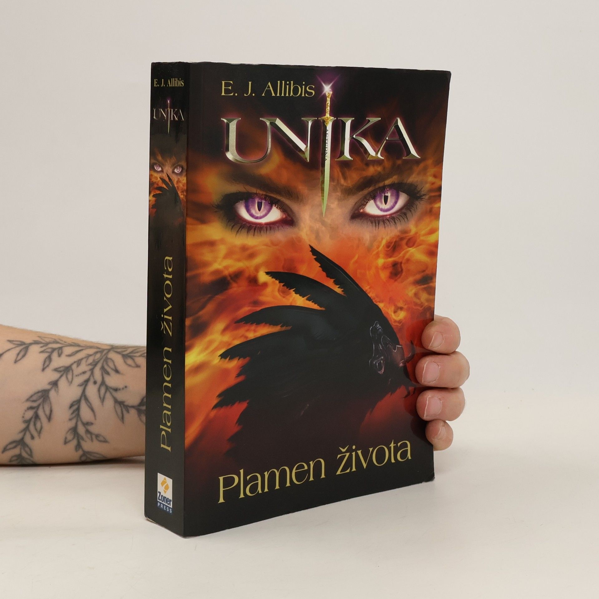 E. J. Allibis Unika. Plamen života