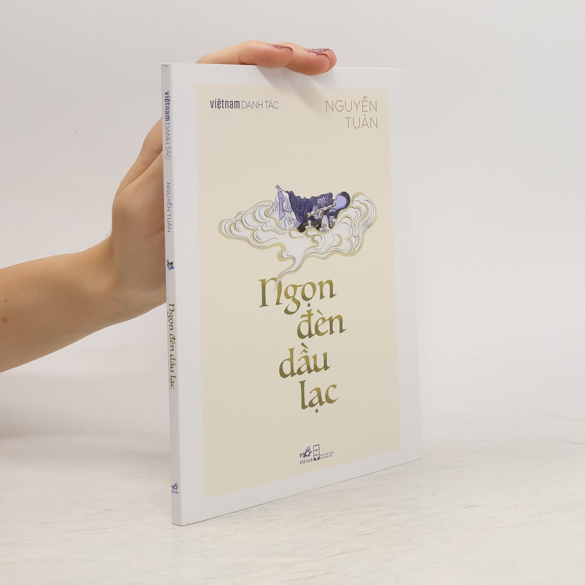 Nguyẽ̂n Tuân Ngọn đèn dà̂u lạc