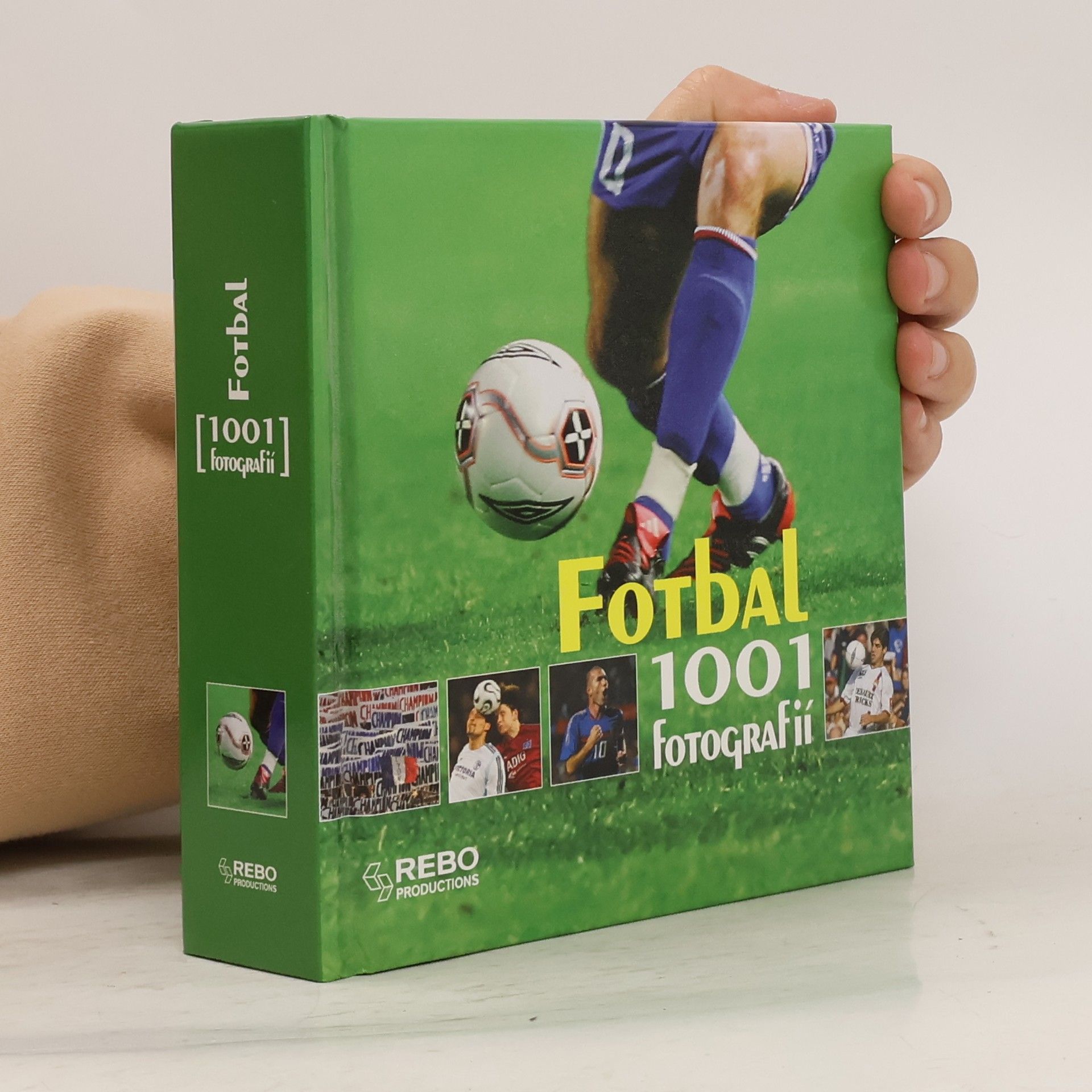 Marie Kloučková Fotbal. 1001 fotografií