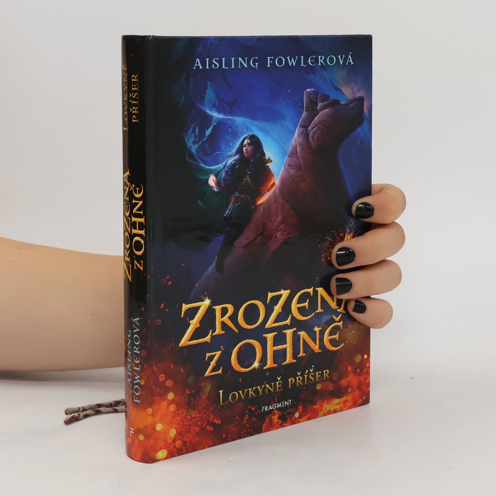 Jan A. Kozák Zrozená z ohně. Lovkyně příšer