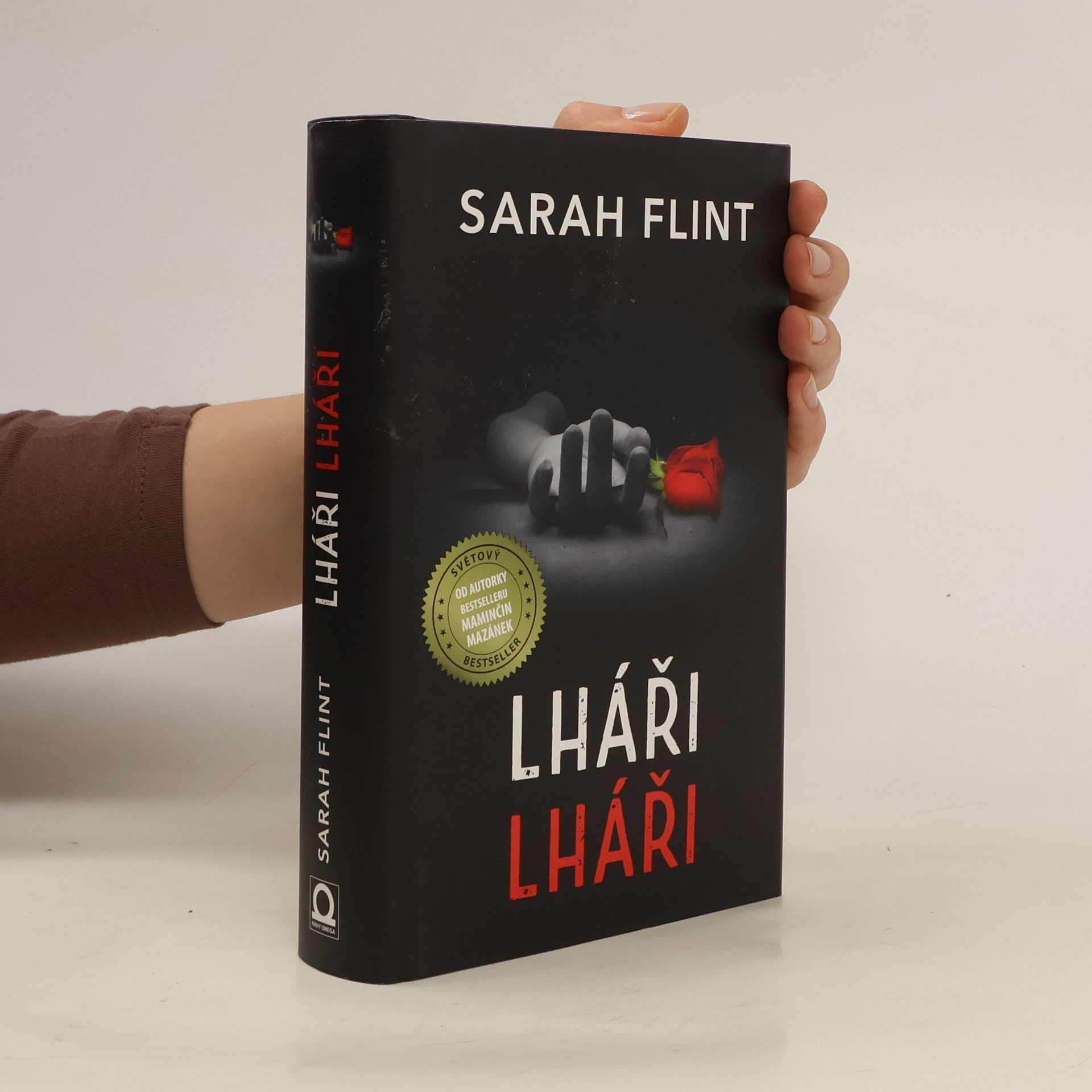 Sarah Flint Lháři, lháři