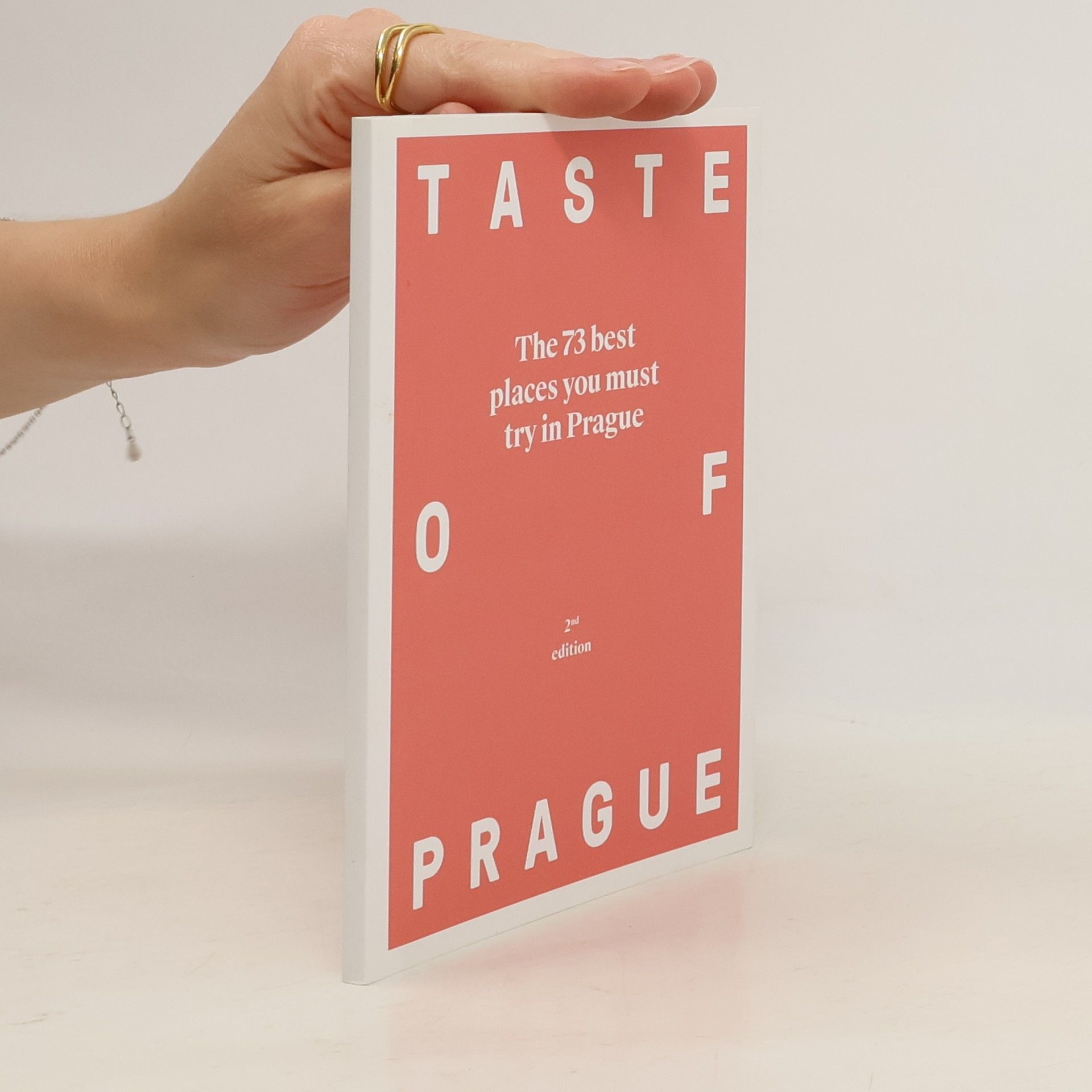 Collectif d'auteurs Taste of Prague. The 73 best places you must try in Prague. 2nd edition