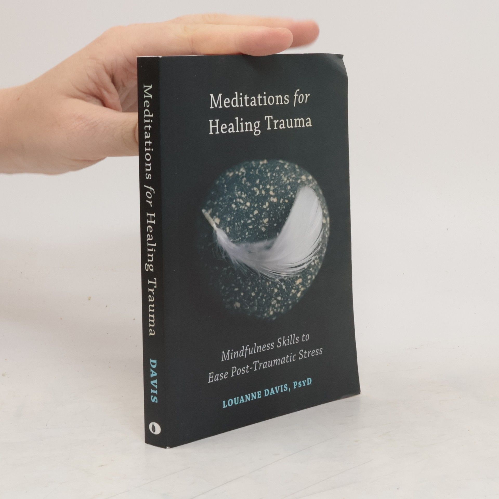 Louanne Davis Meditations for Healing Trauma