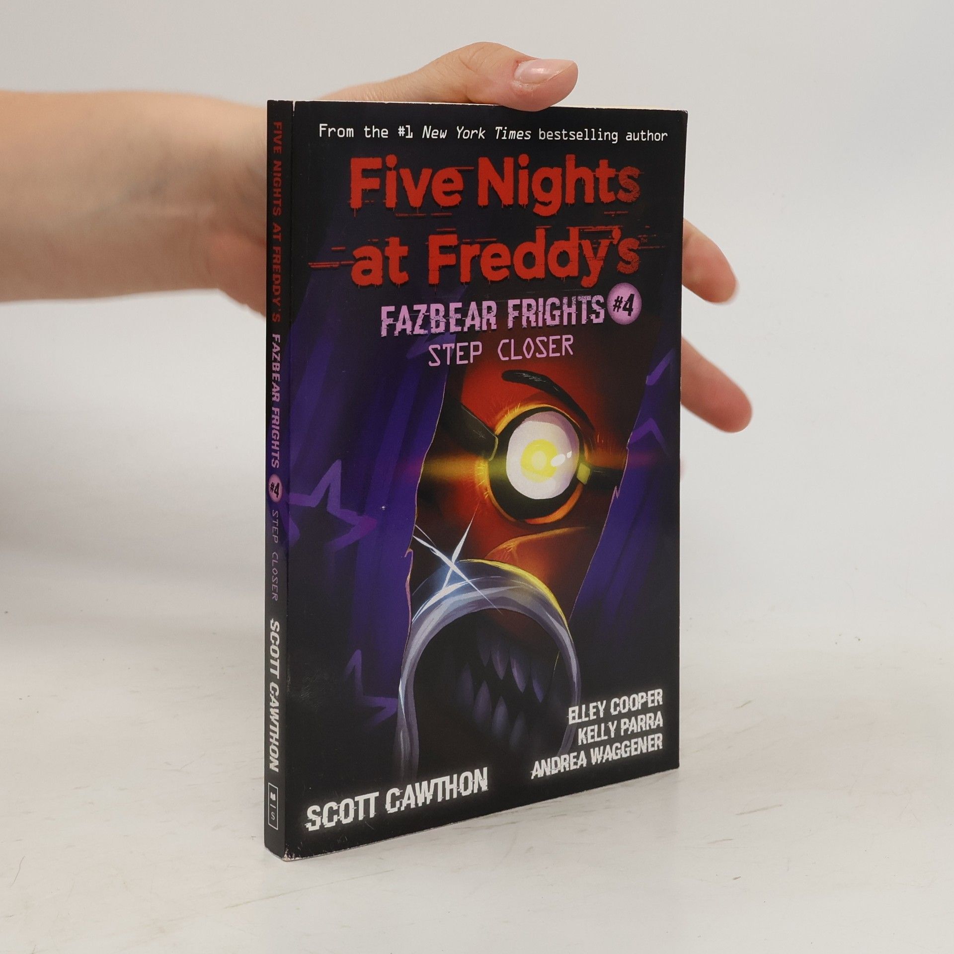 Scott Cawthon Five nights at Freddy's. Fazbear frights #4, Step closer