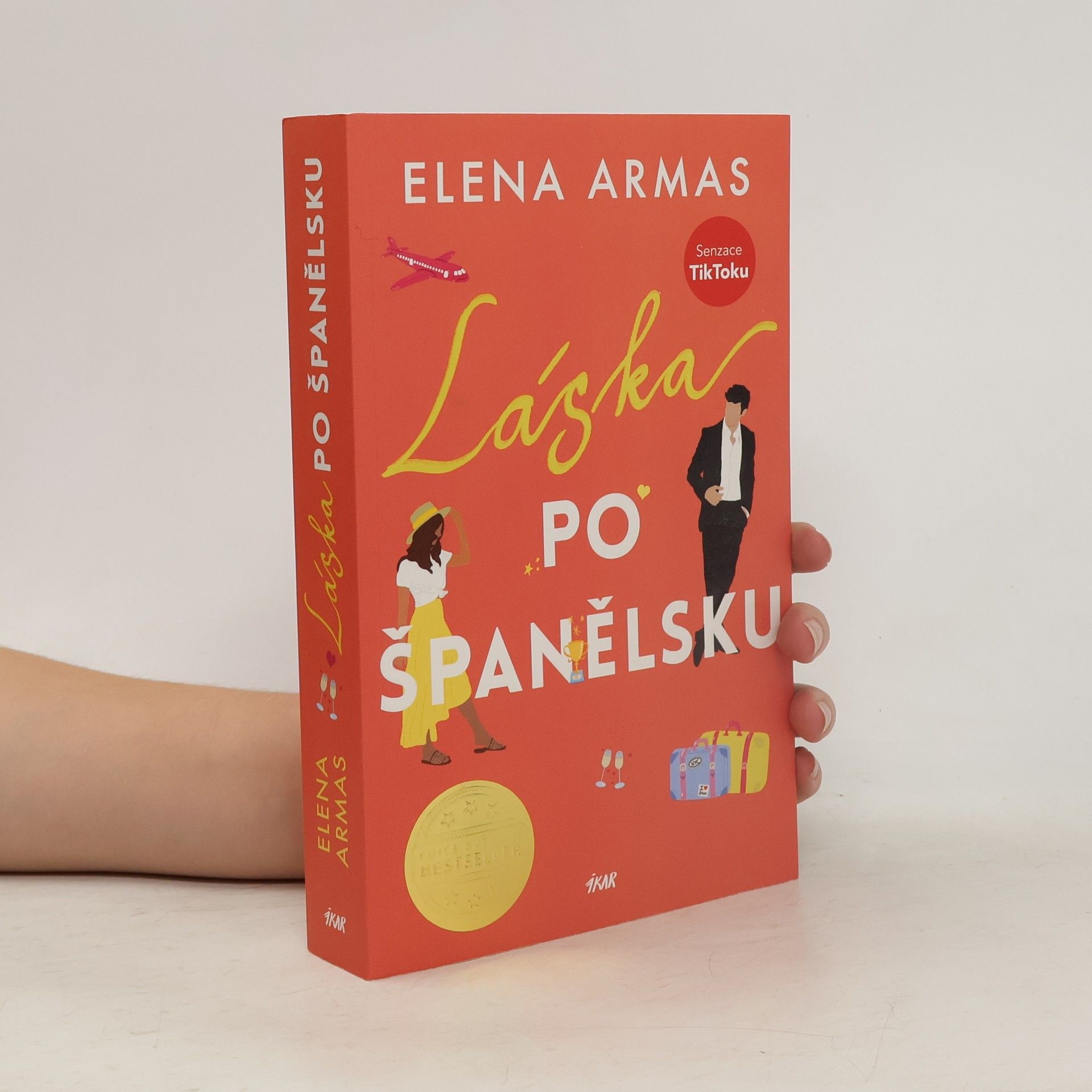 Elena Armas Láska po španělsku