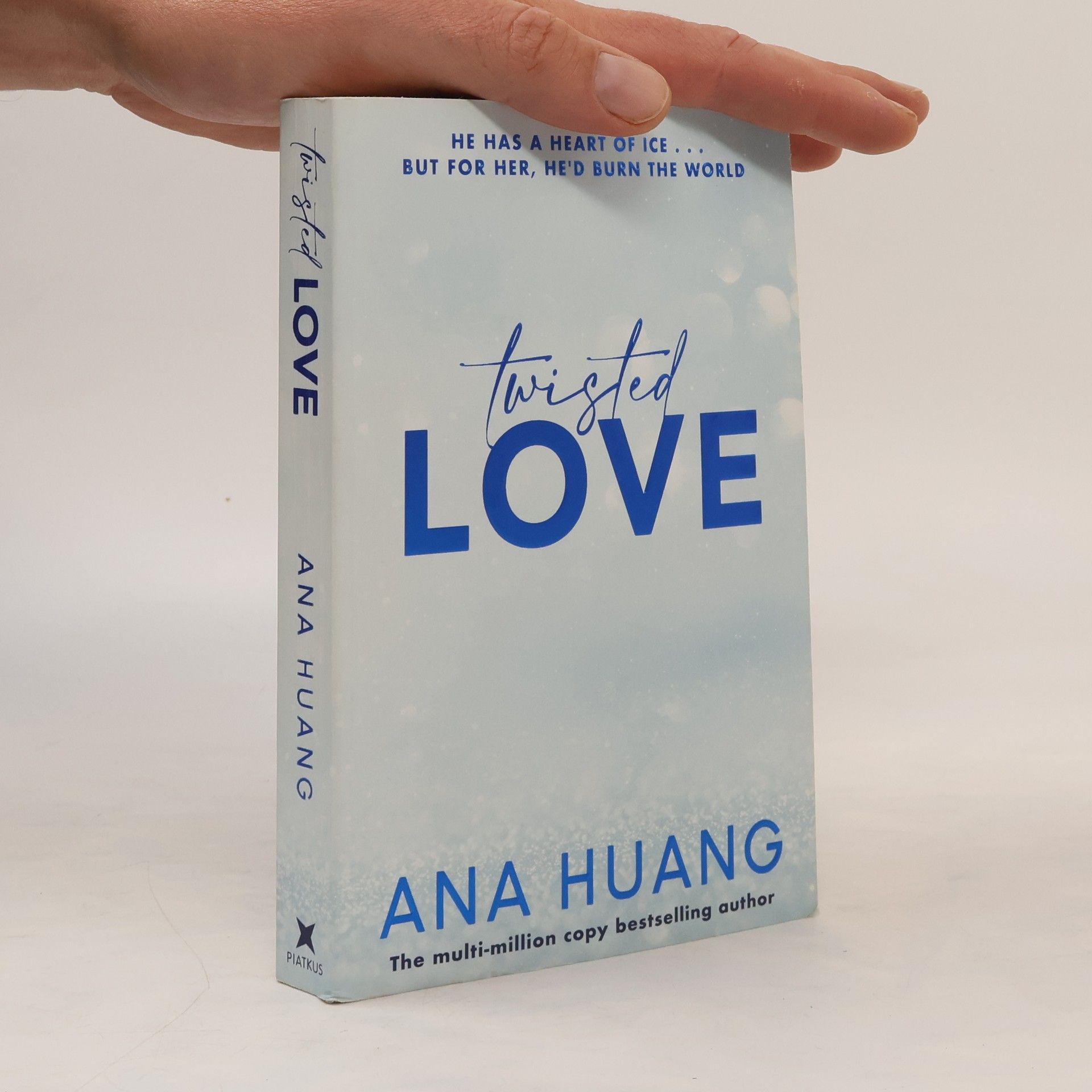 Ana Huang Twisted love. Twisted book one