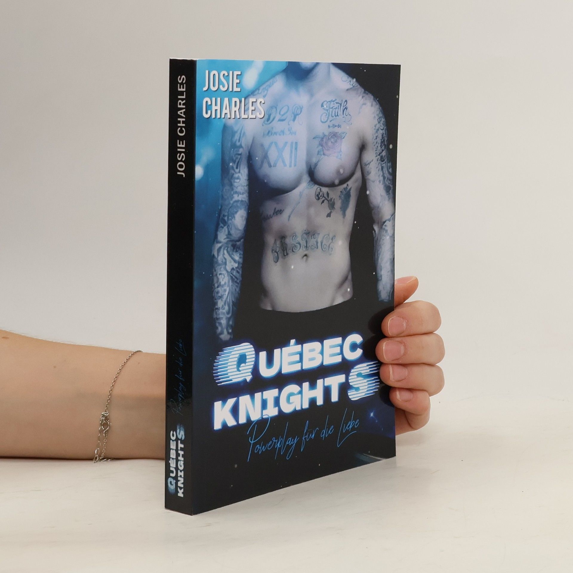 Josie Charles Québec Knights