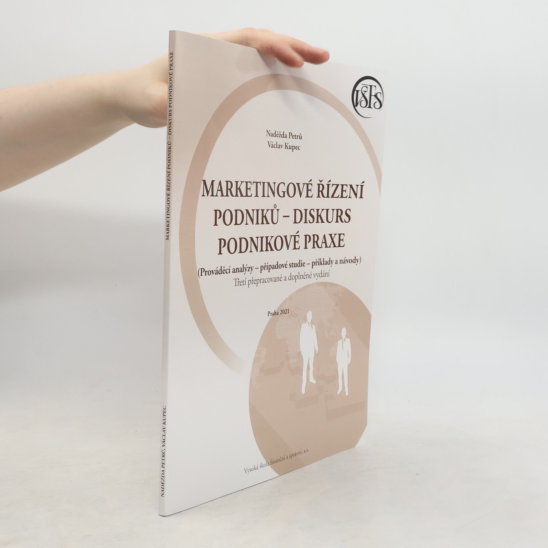 Naděžda Petrů Marketingové řízení podniků - diskurs podnikové praxe