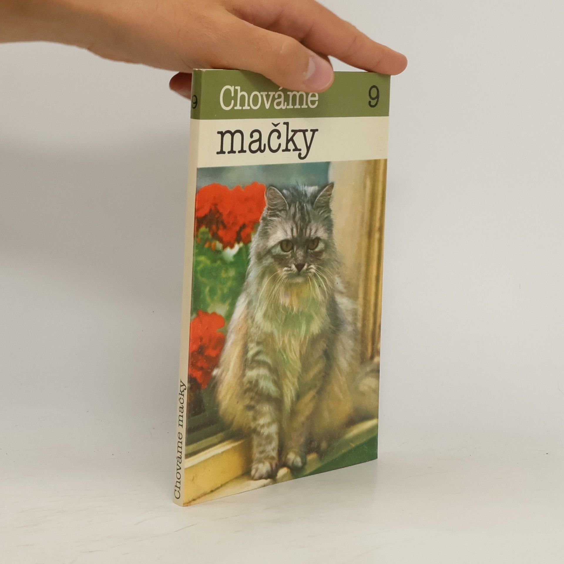 M. Pálková Chováme mačky 9