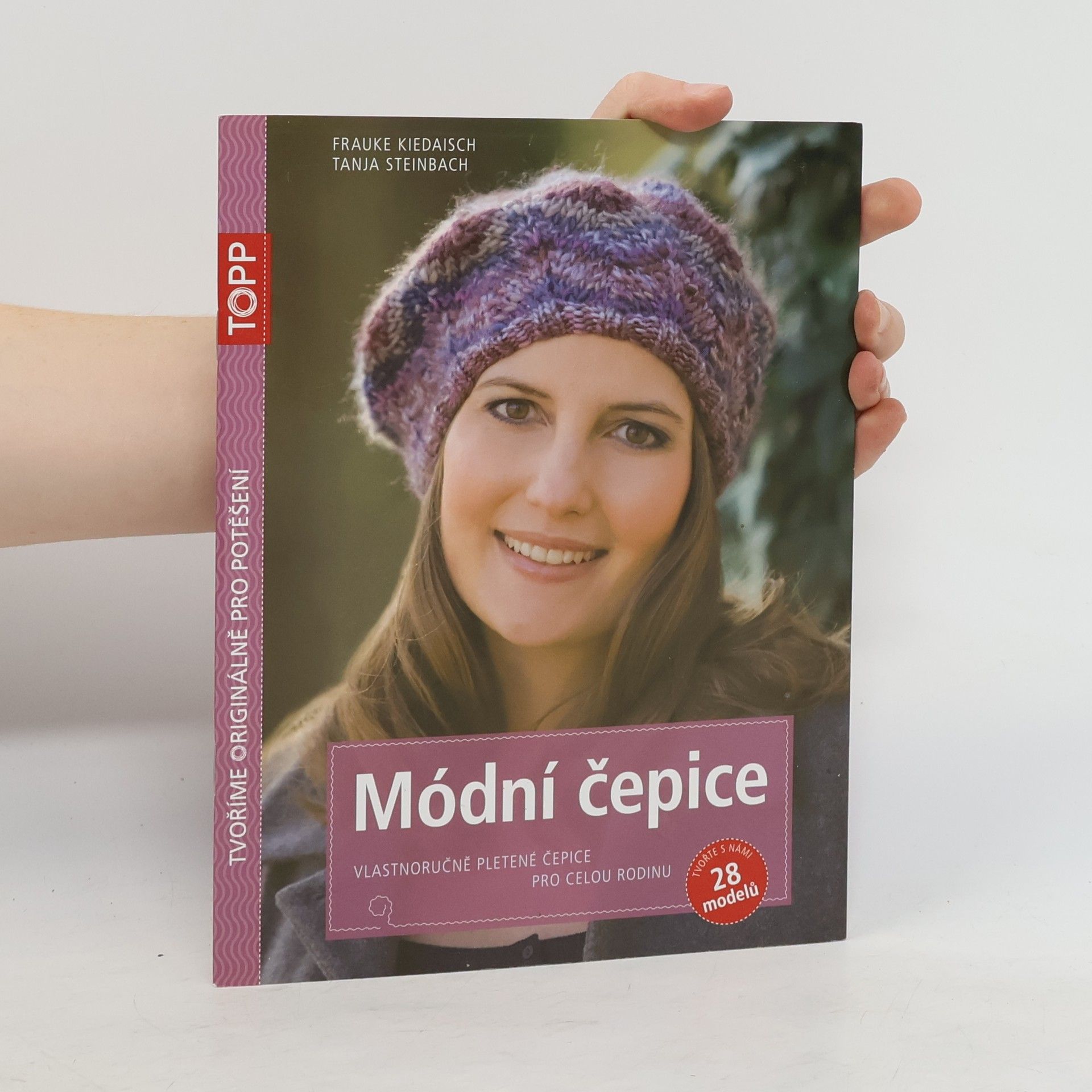 Frauke Kiedaisch Módní čepice : vlastnoručně pletené čepice pro celou rodinu
