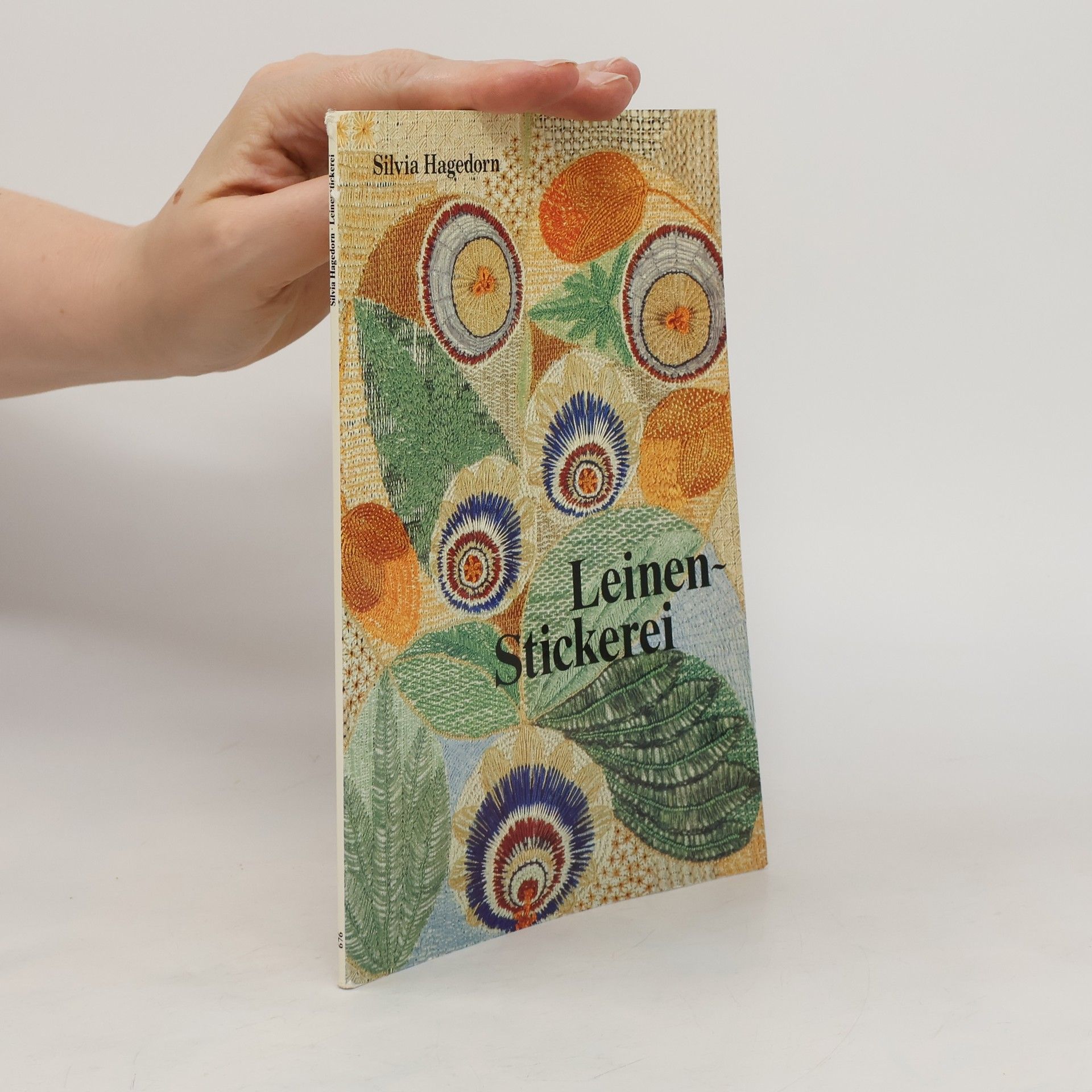 Silvia Hagedorn Leinen-Stickerei