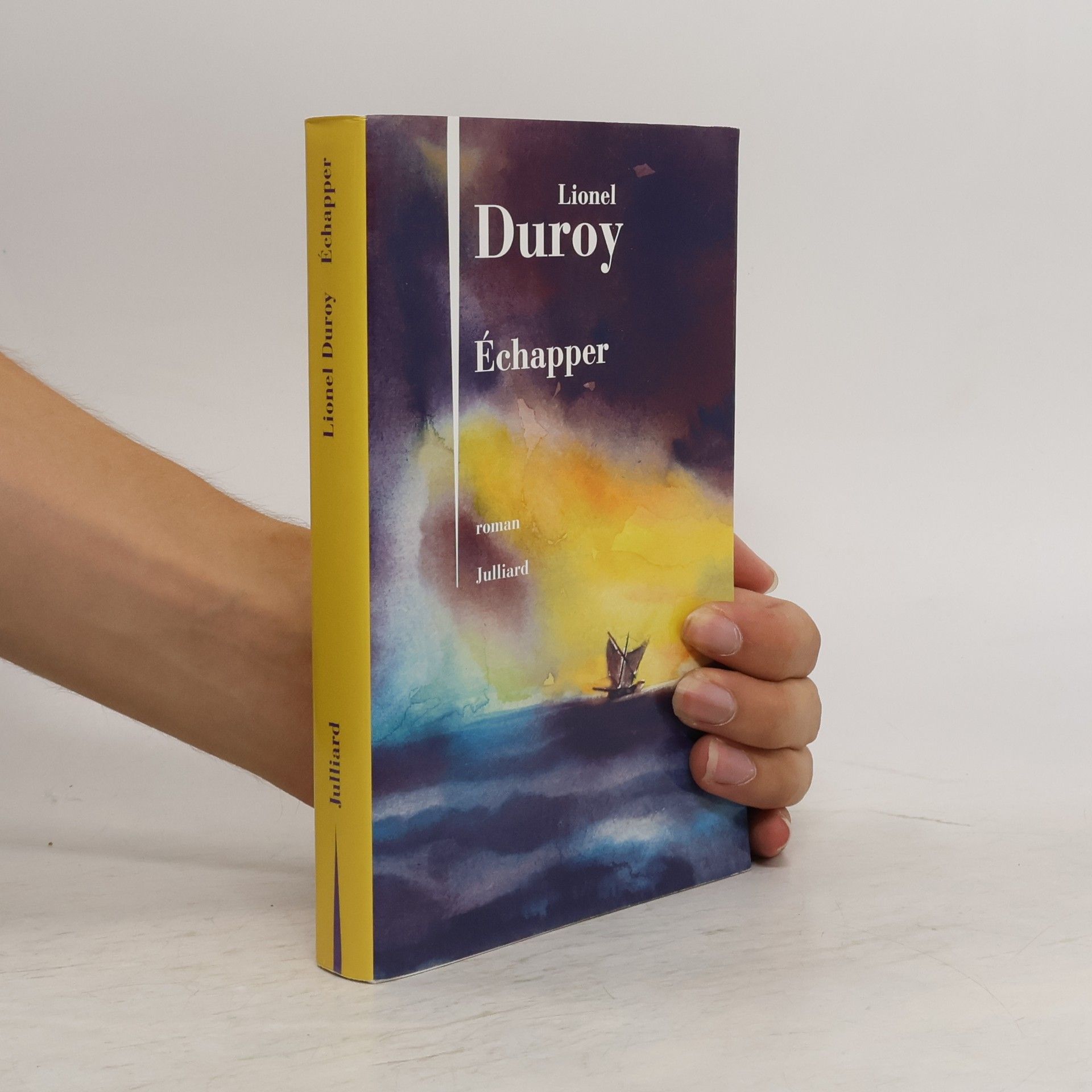 Lionel Duroy Echapper