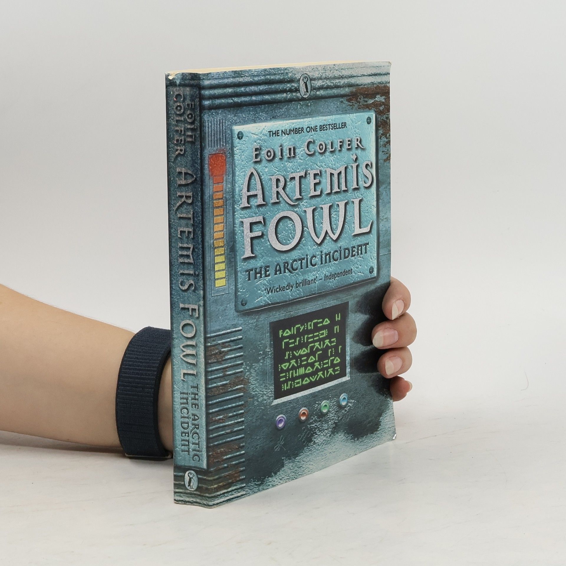 Eoin Colfer Artemis Fowl. The arctic incident