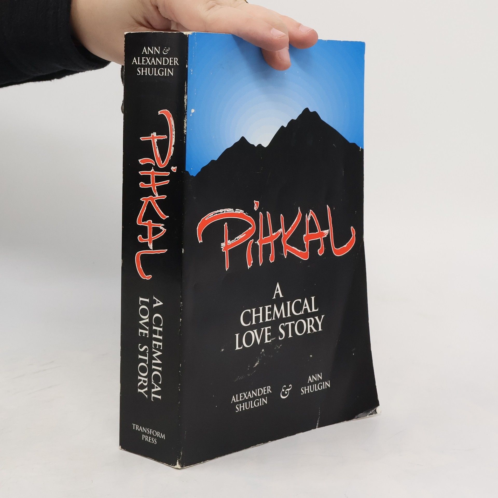 Alexander T. Shulgin Pihkal : a chemical love story