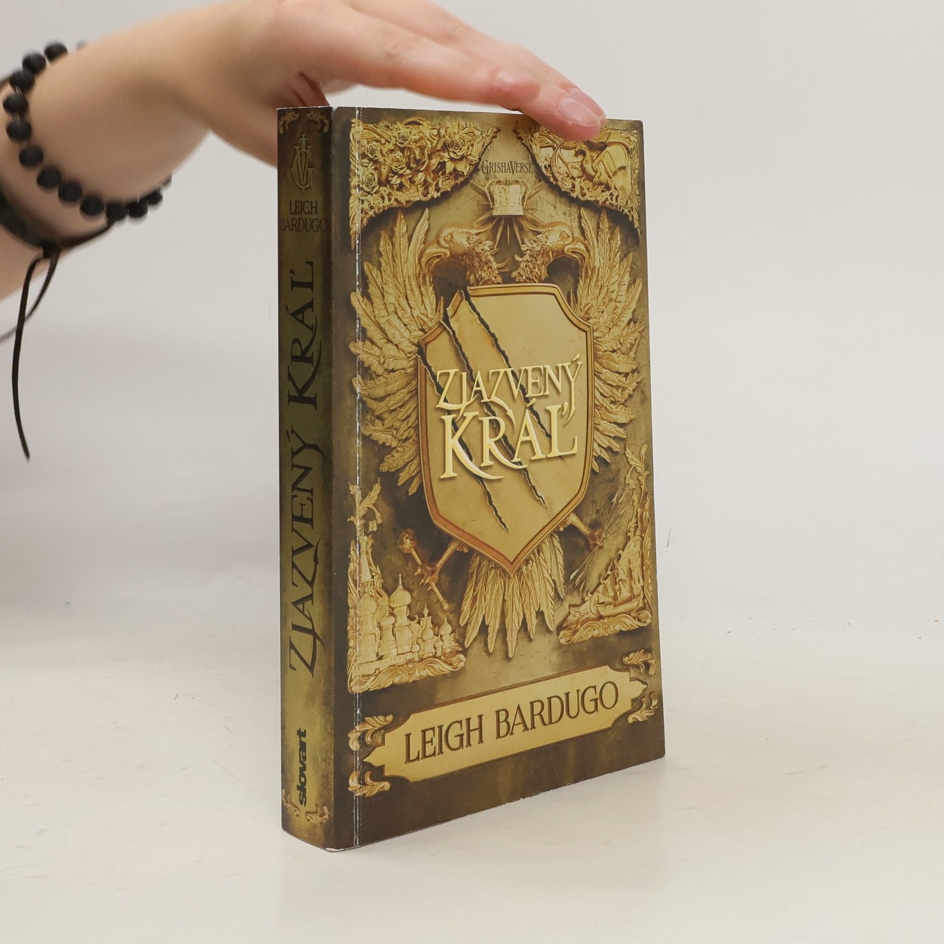 Leigh Bardugo Zjazvený kráľ