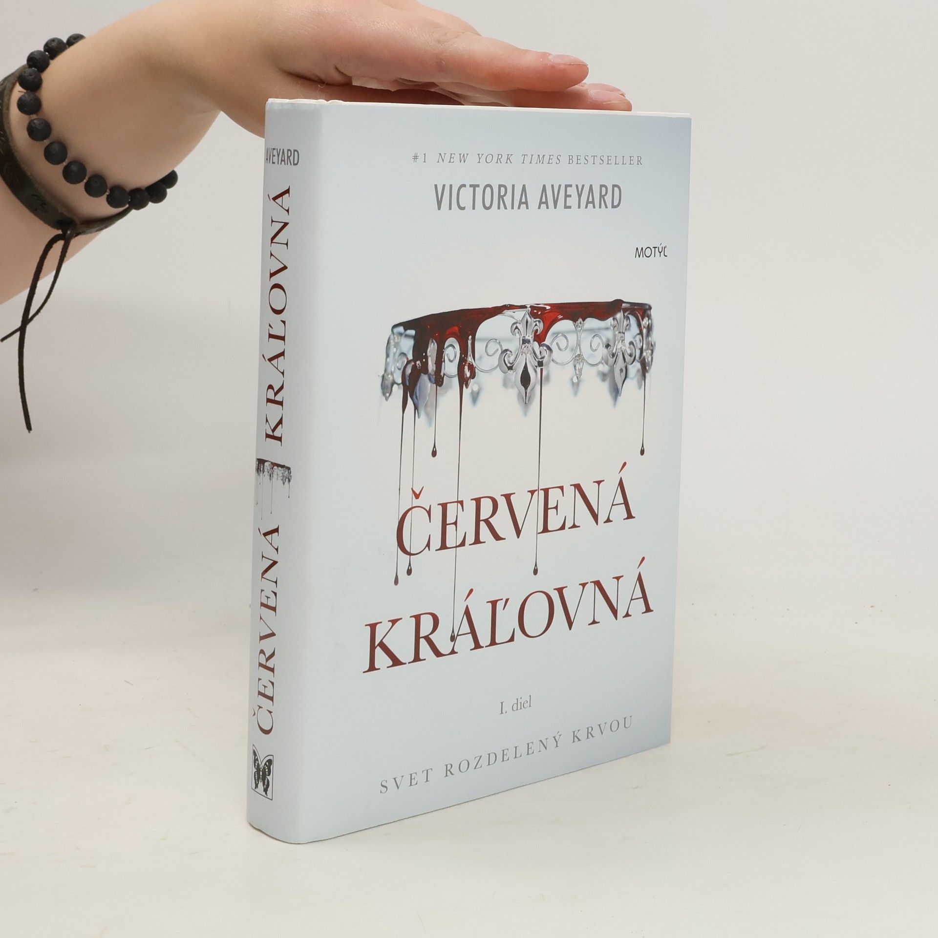 Victoria Aveyard Červená královná