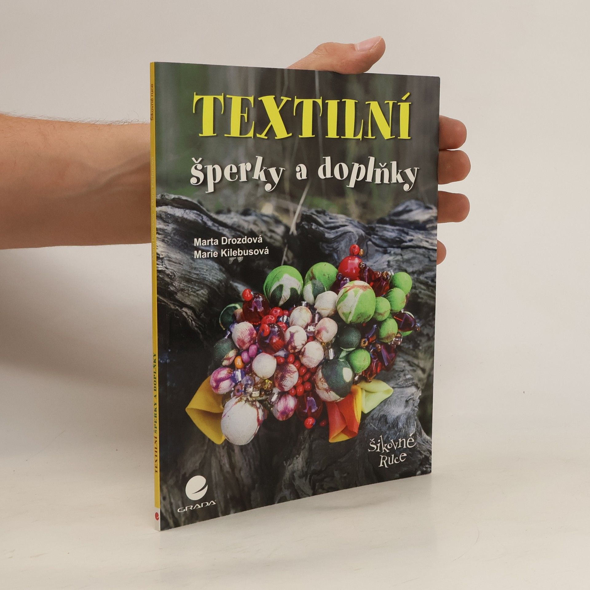 Marta Drozdová Textilní šperky a doplňky