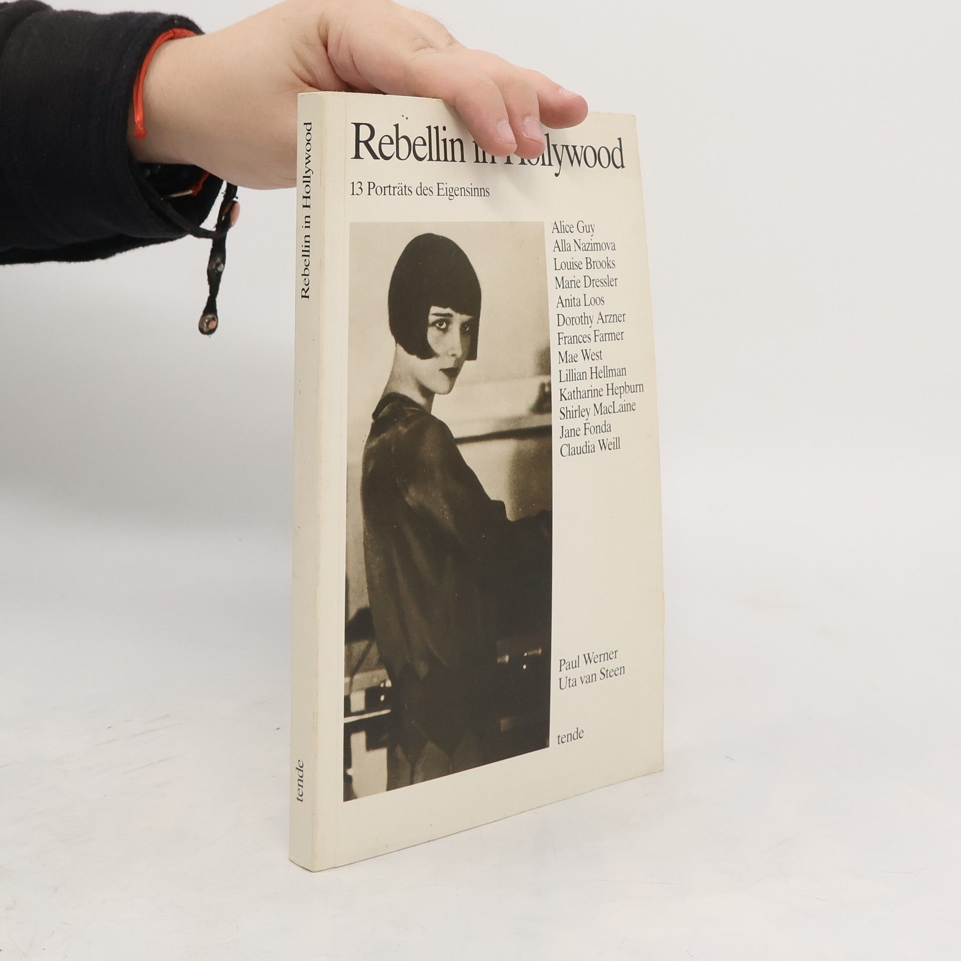 Paul-Werner Scheele Rebellin in Hollywood