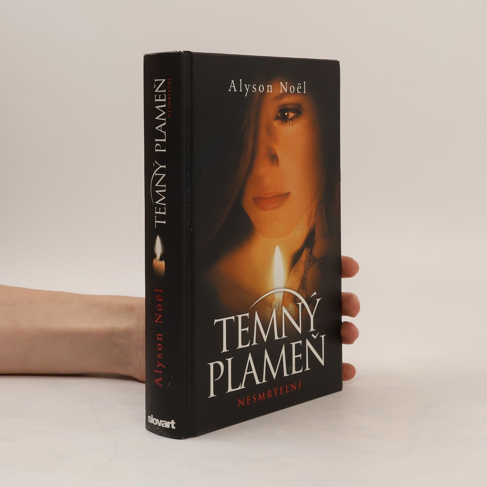 Alyson Noël Temný plameň