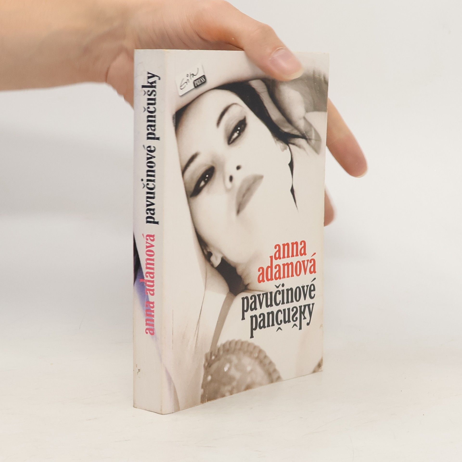 Adamová Anna Pavučinové pančušky