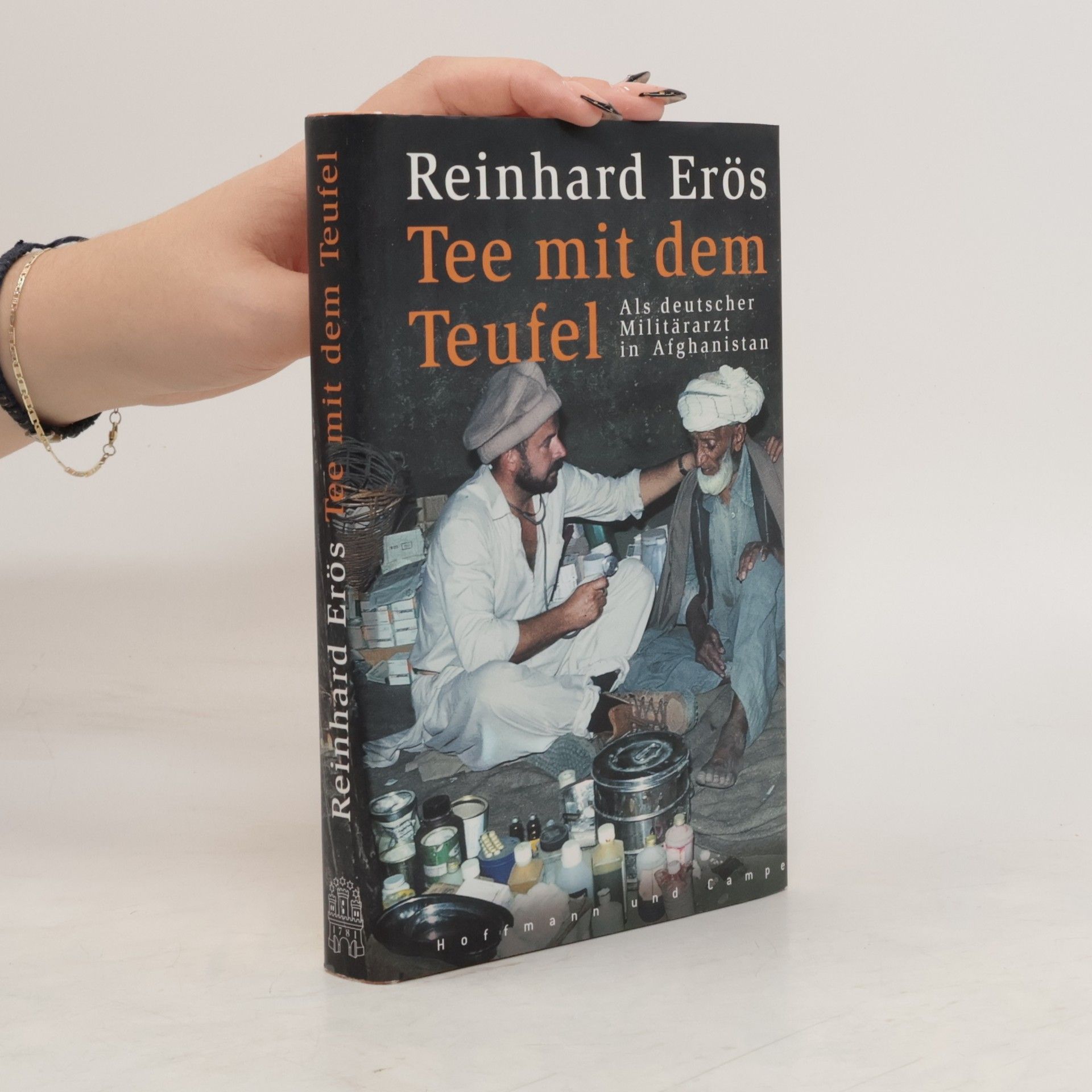 Reinhard Erös Tee mit dem Teufel