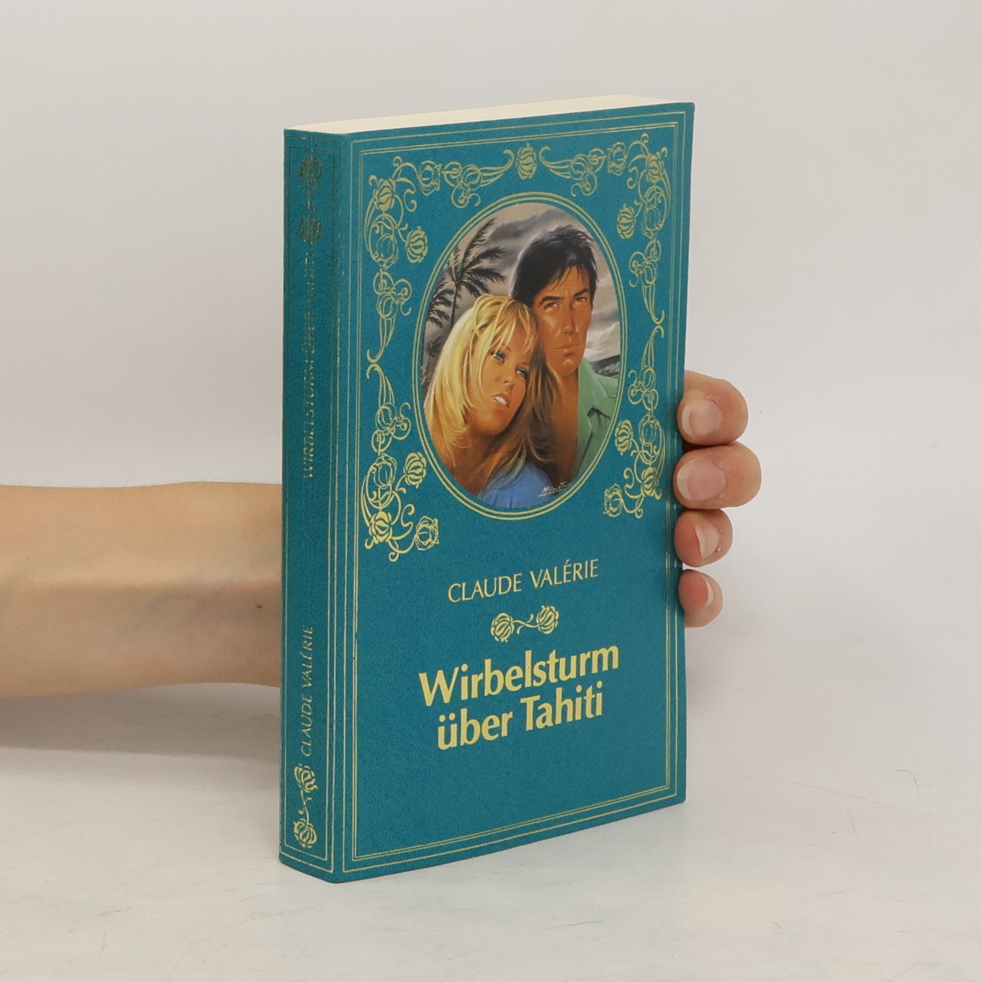 Claude Valérie Wirbelsturm über Tahiti