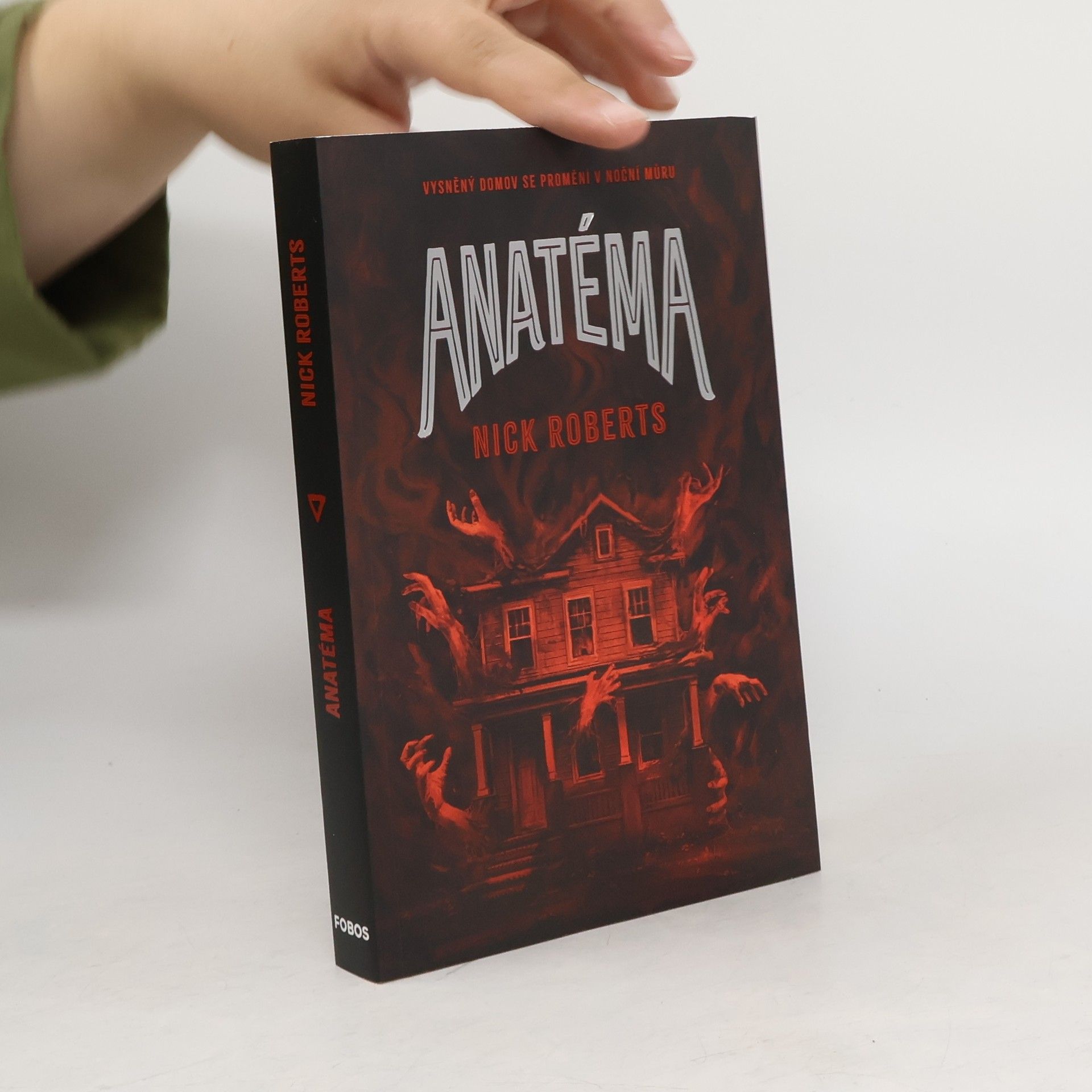 Nick Roberts Anatéma