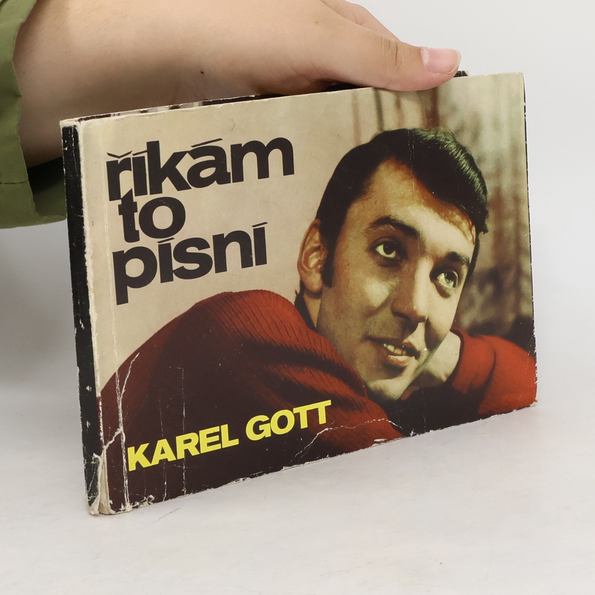 Karel Gott Říkám to písní