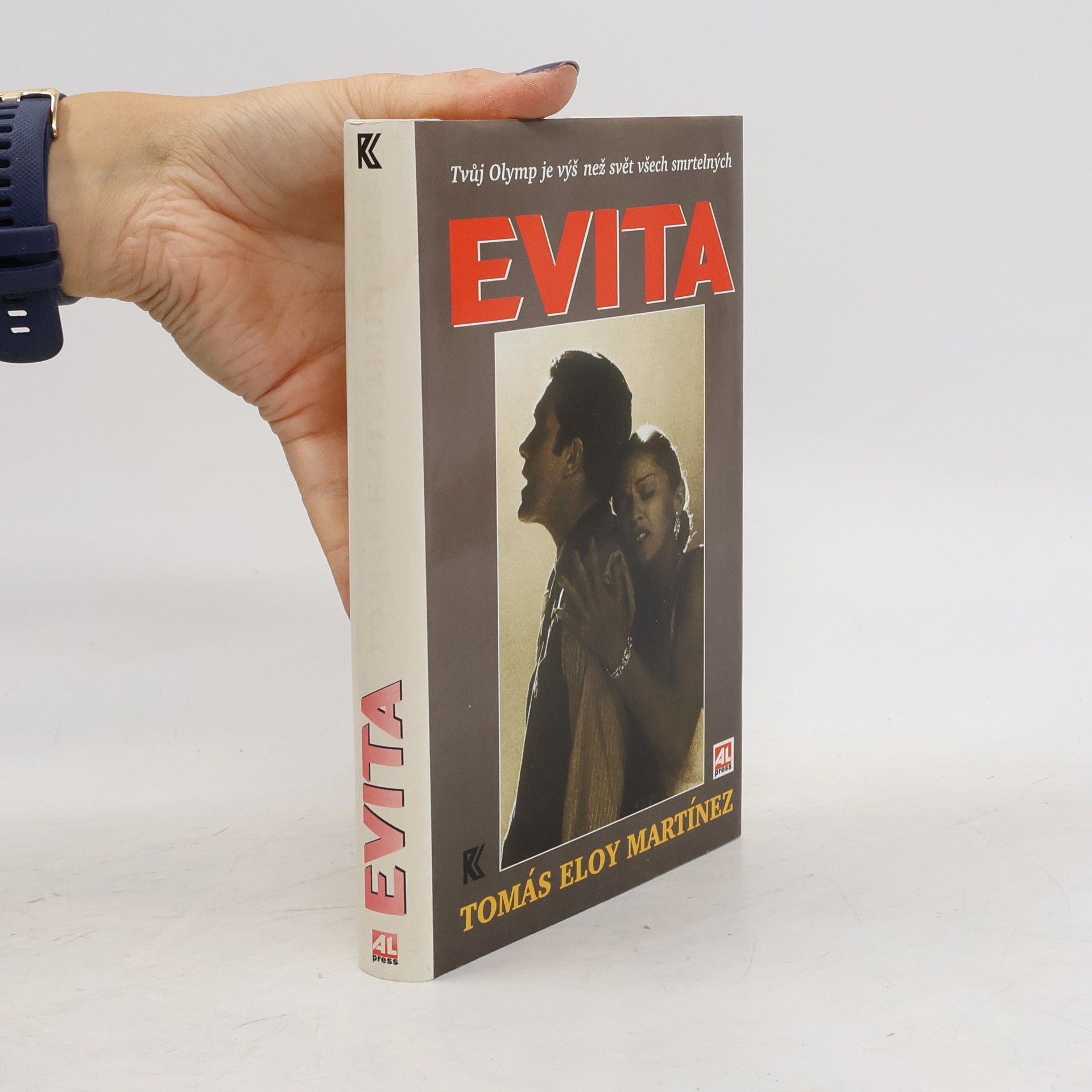 Tomás Eloy Martínez Evita