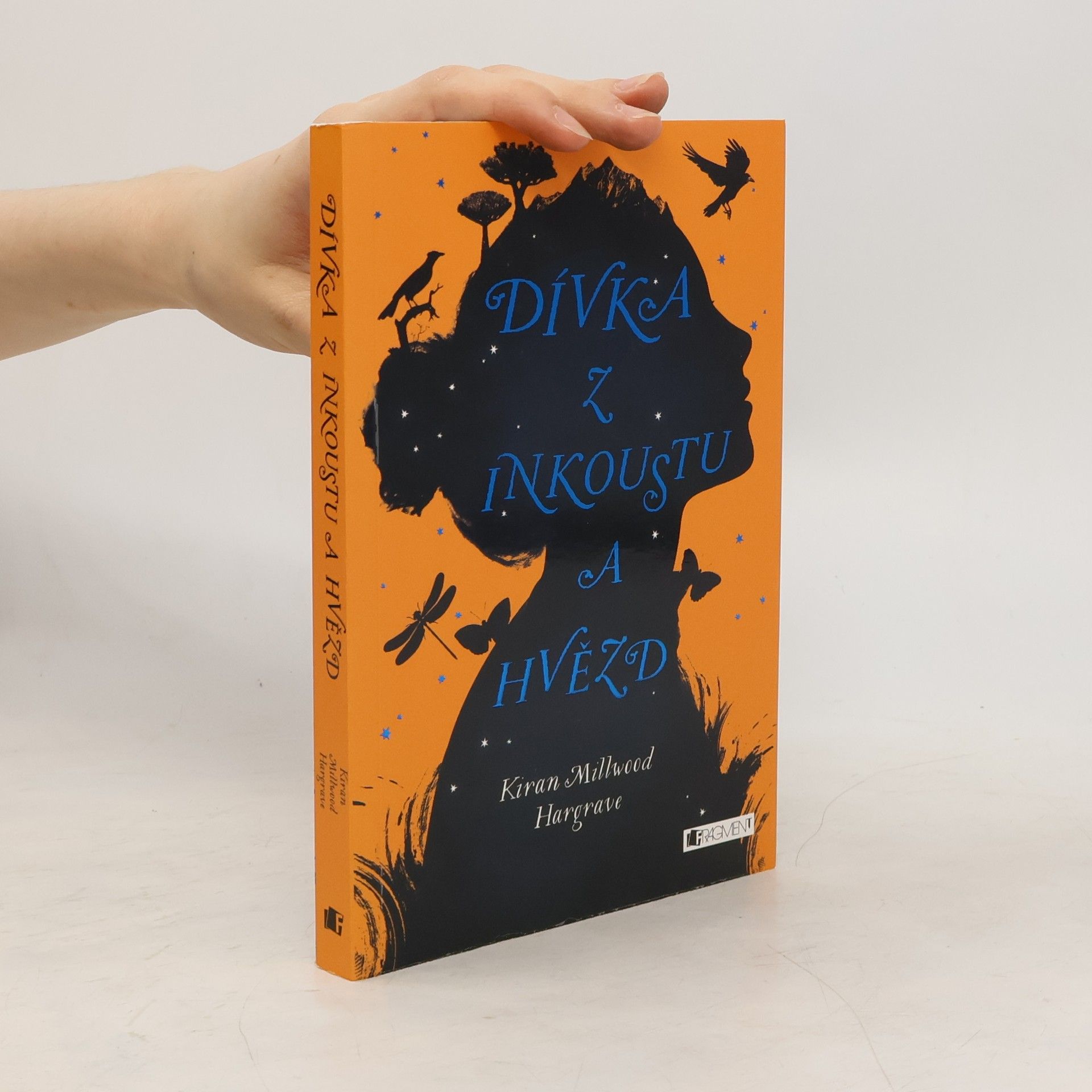 Kiran Millwood Hargrave Dívka z inkoustu a hvězd