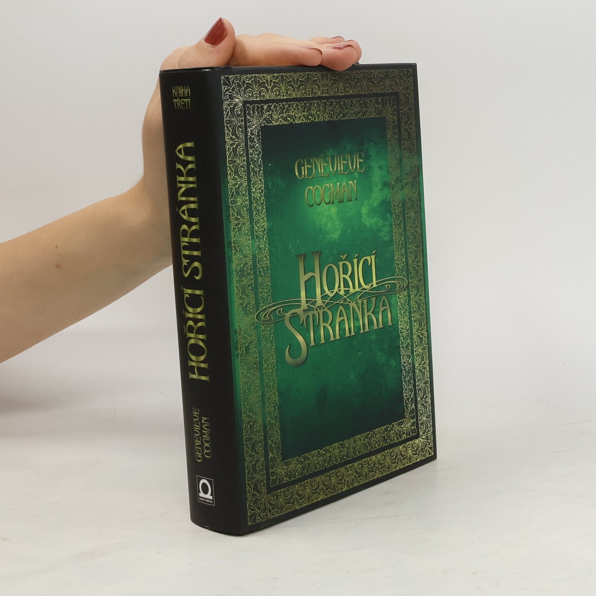 Genevieve Cogman Neviditelná knihovna. Kniha třetí. Hořící stránka