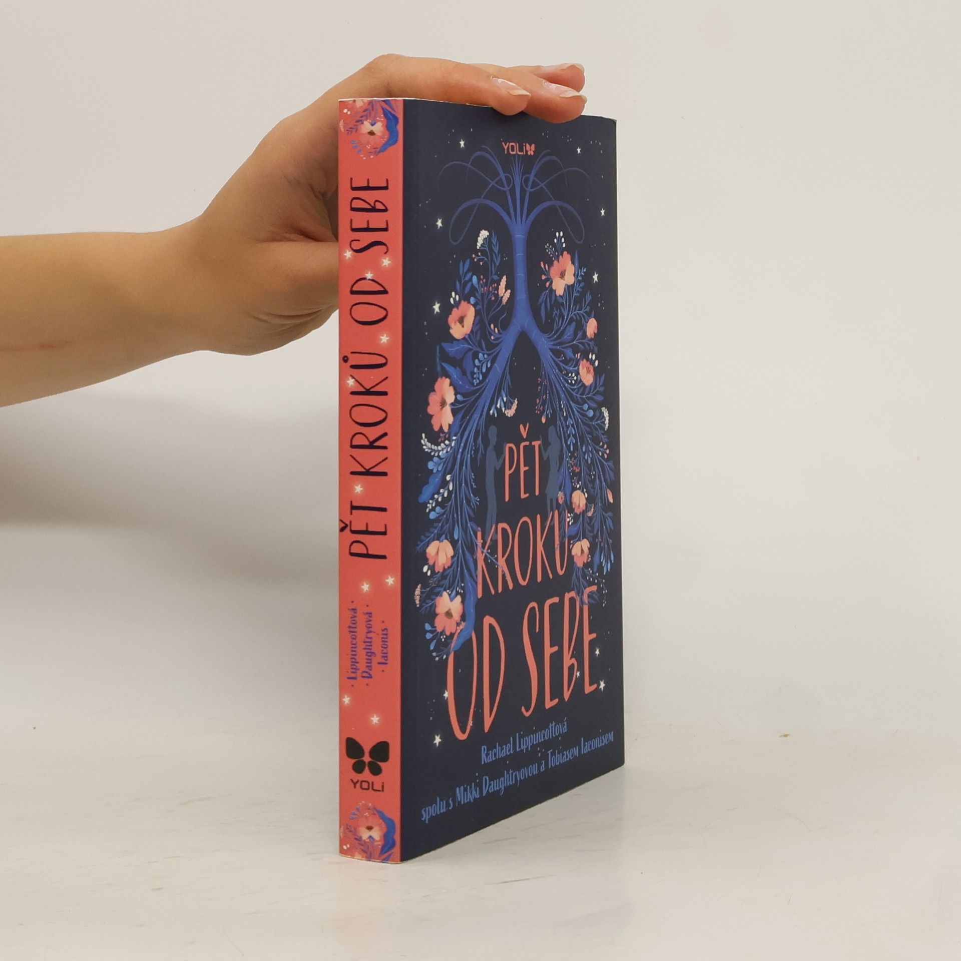 Rachael Lippincott Pět kroků od sebe