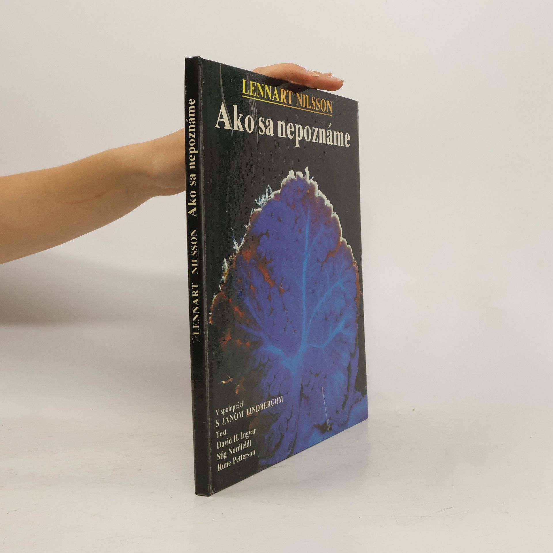 kolektiv Ako sa nepoznáme: Objavná cesta s fotografickým aparátom do nášho tela