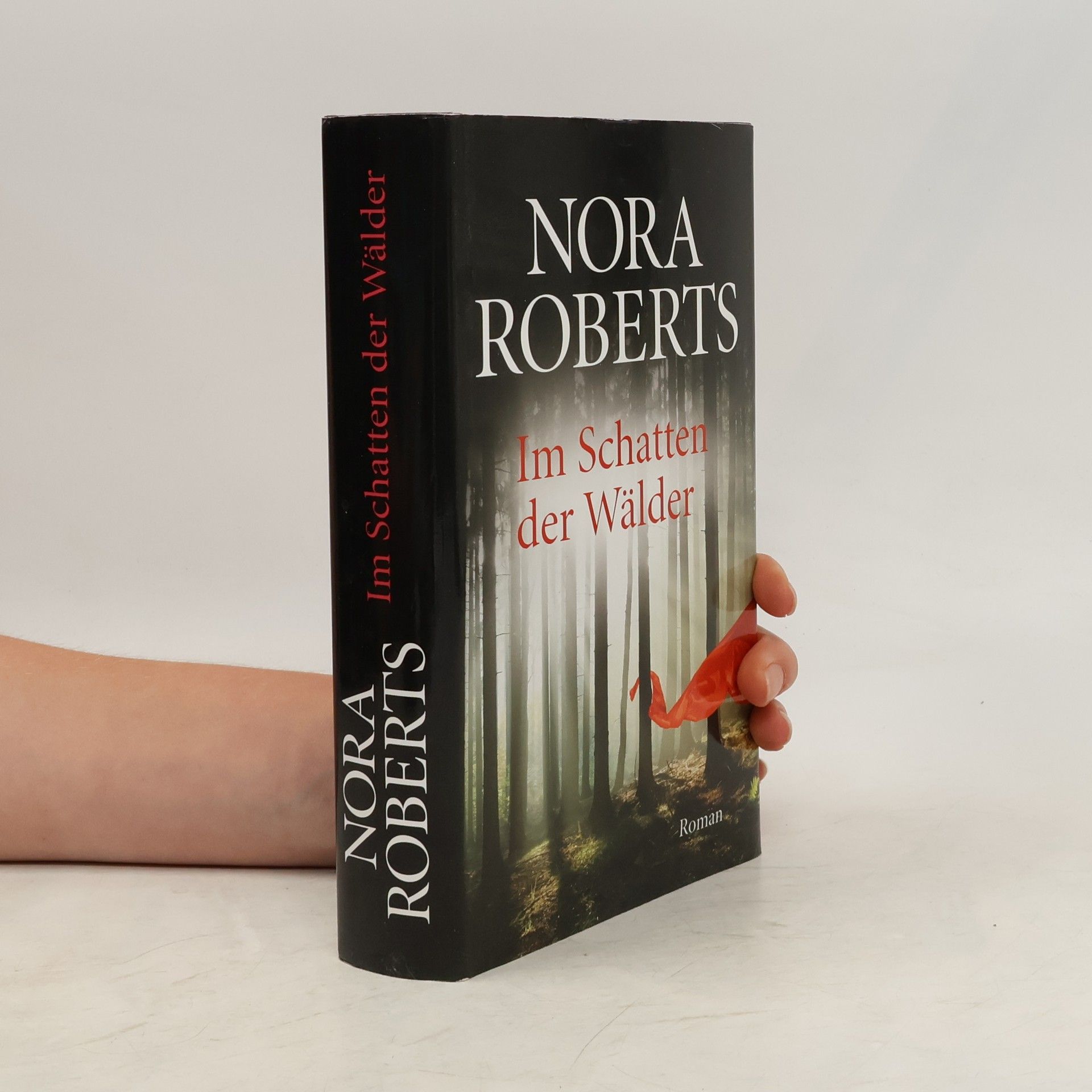 Nora Roberts Im Schatten der Wälder