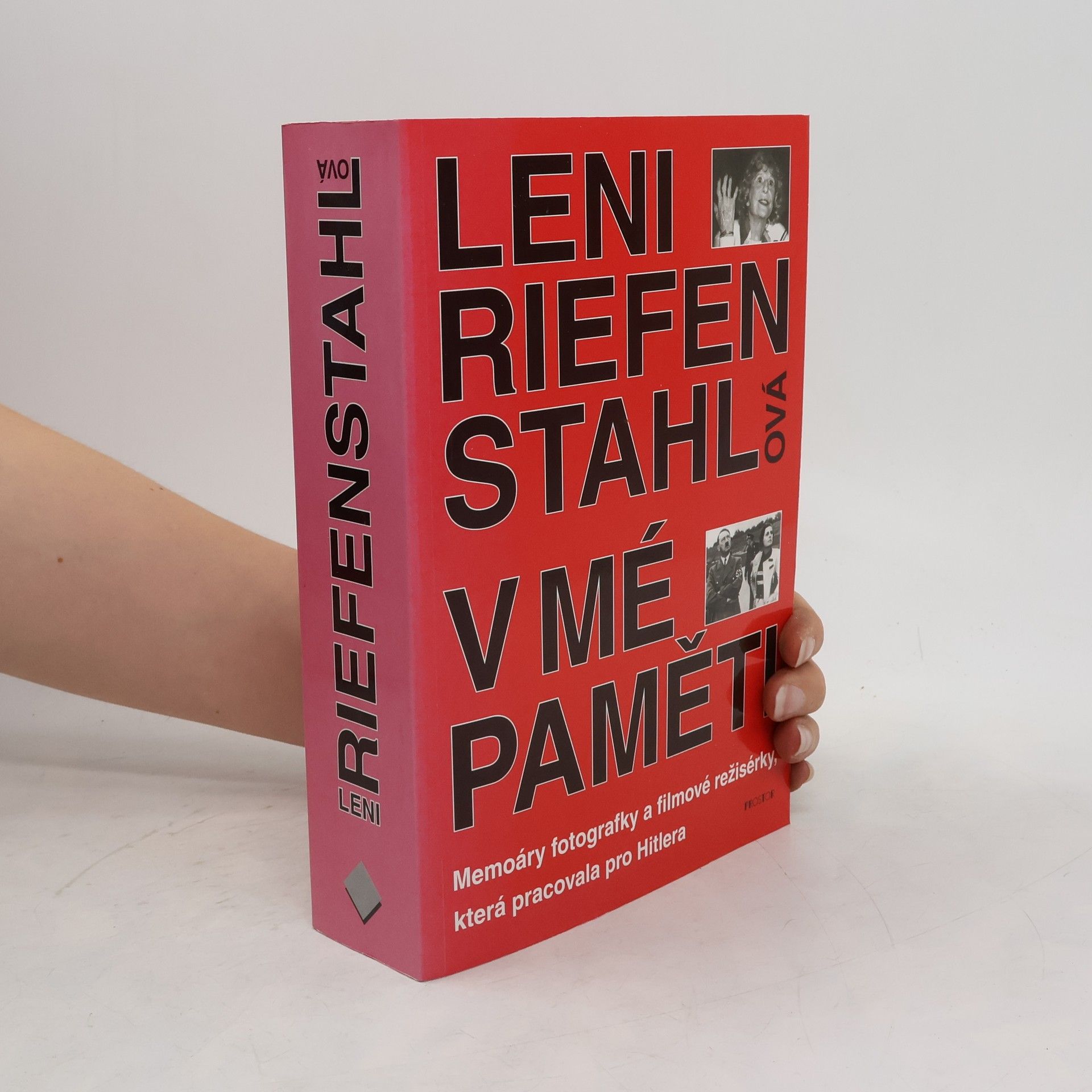 Leni Riefenstahl V mé paměti: Memoáry fotografky a filmové režisérky, která pracovala pro Hitlera