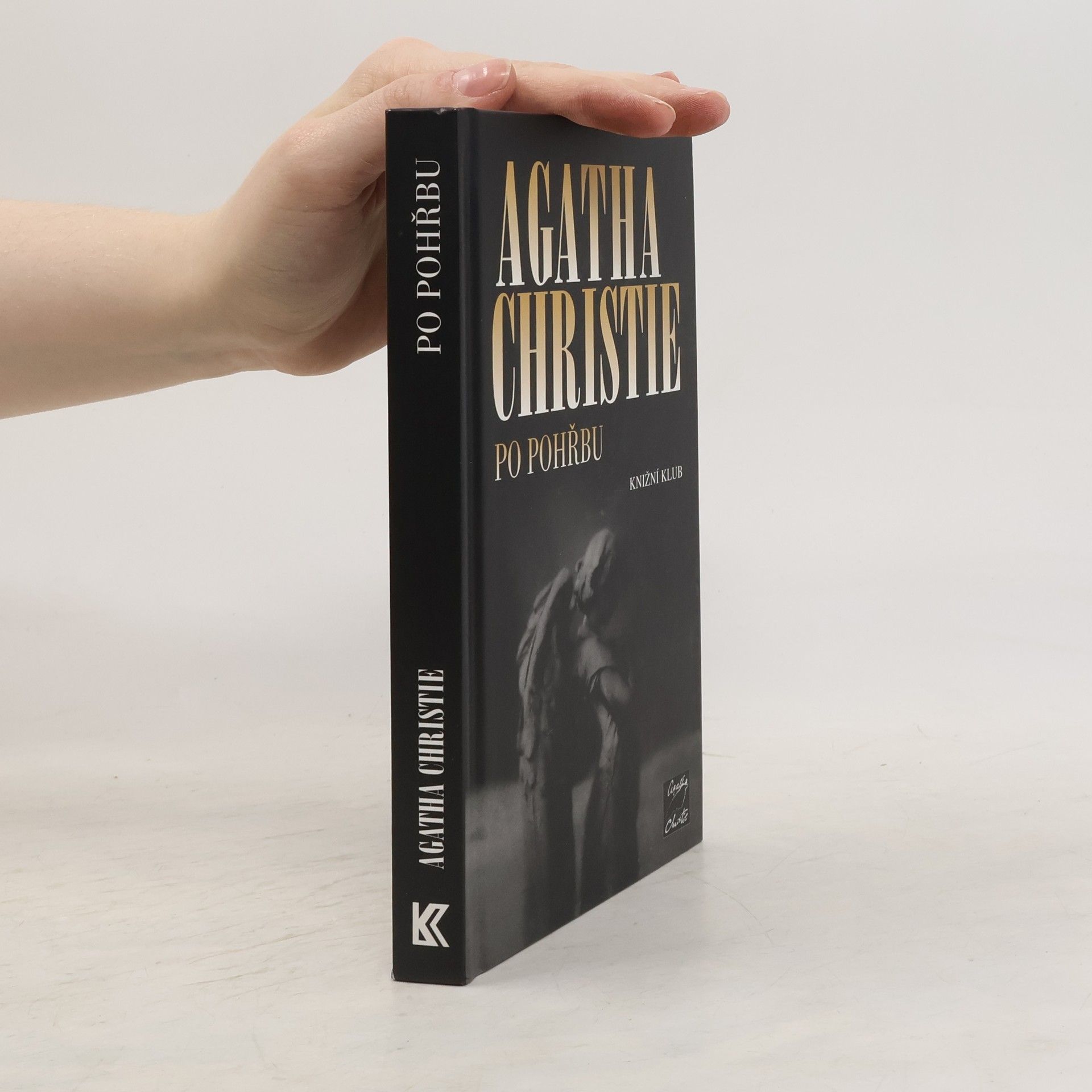 Agatha Christie Po pohřbu