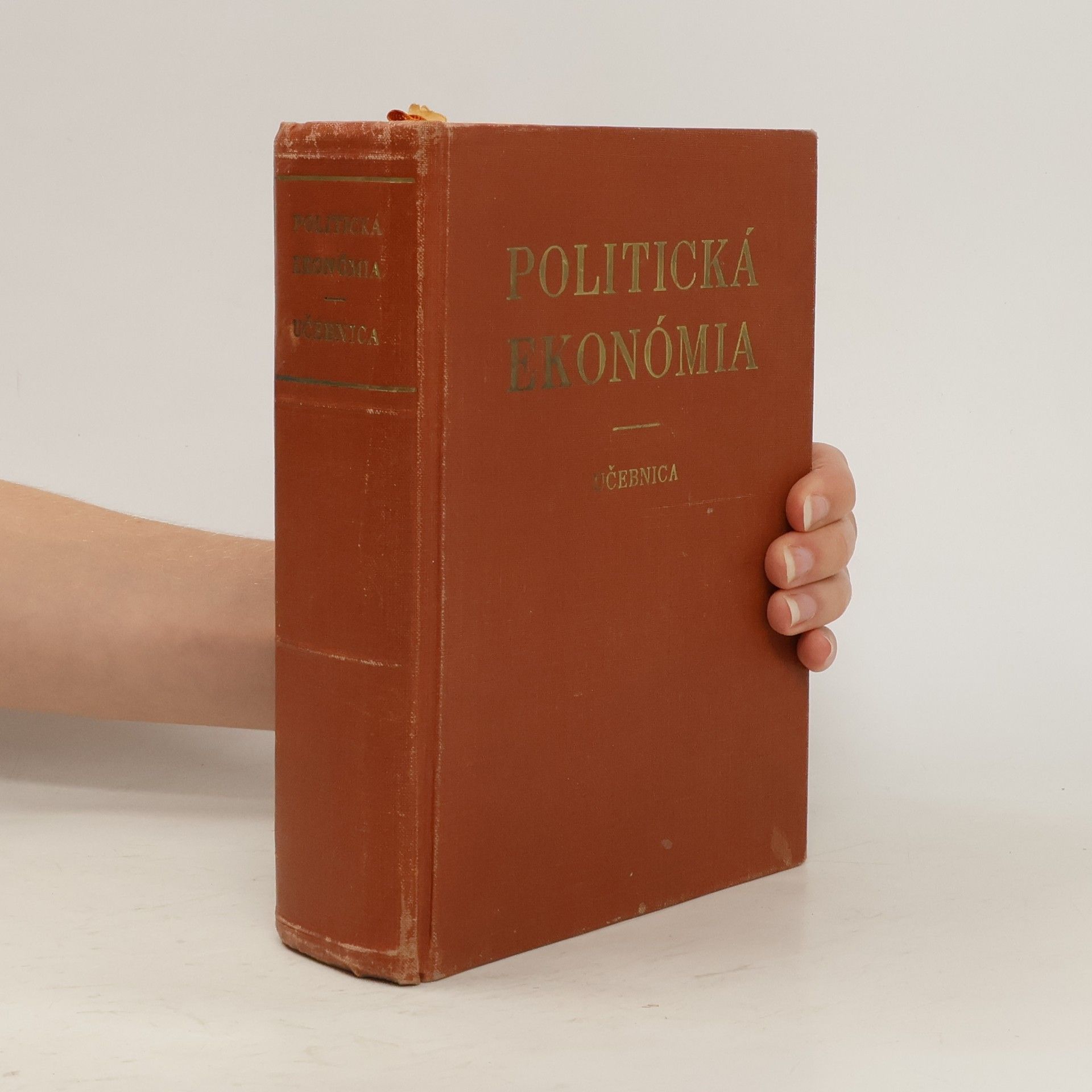 Kolektív autorov Politická ekonómia. Učebnica