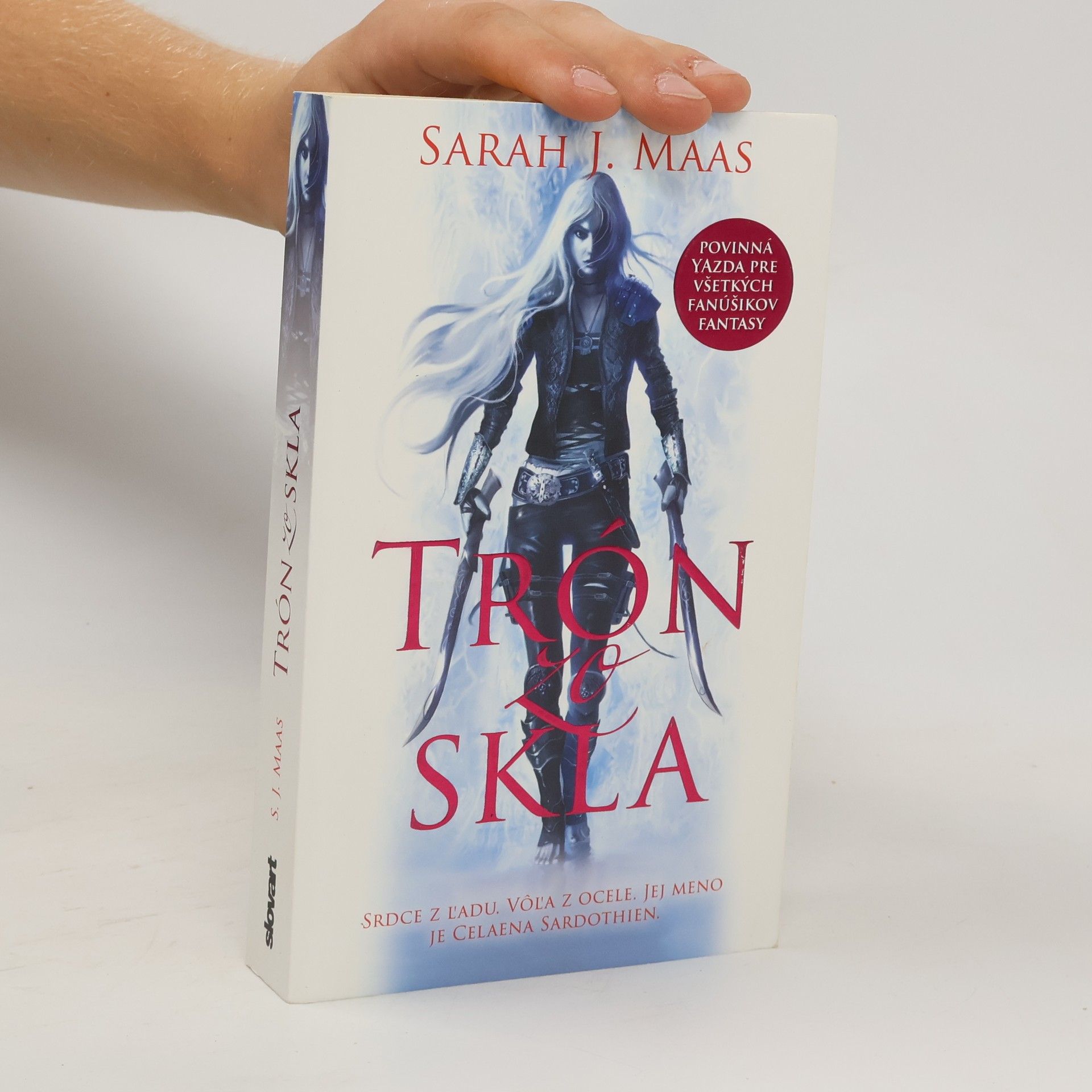Sarah J. Maas Trón zo skla