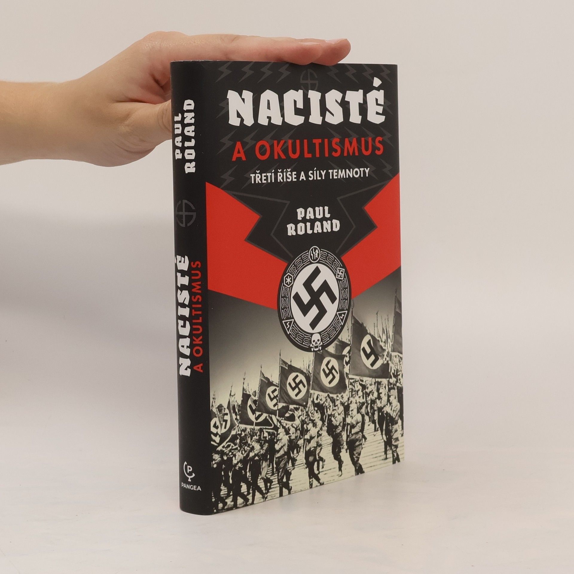 Paul Roland Nacisté a okultismus