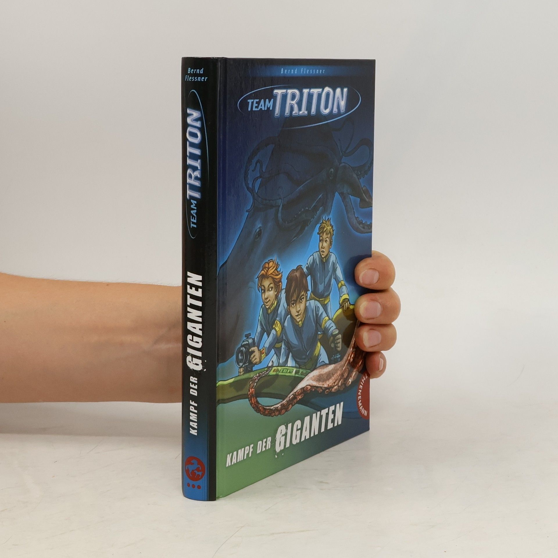 Bernd Flessner Team Triton, Kampf der Giganten