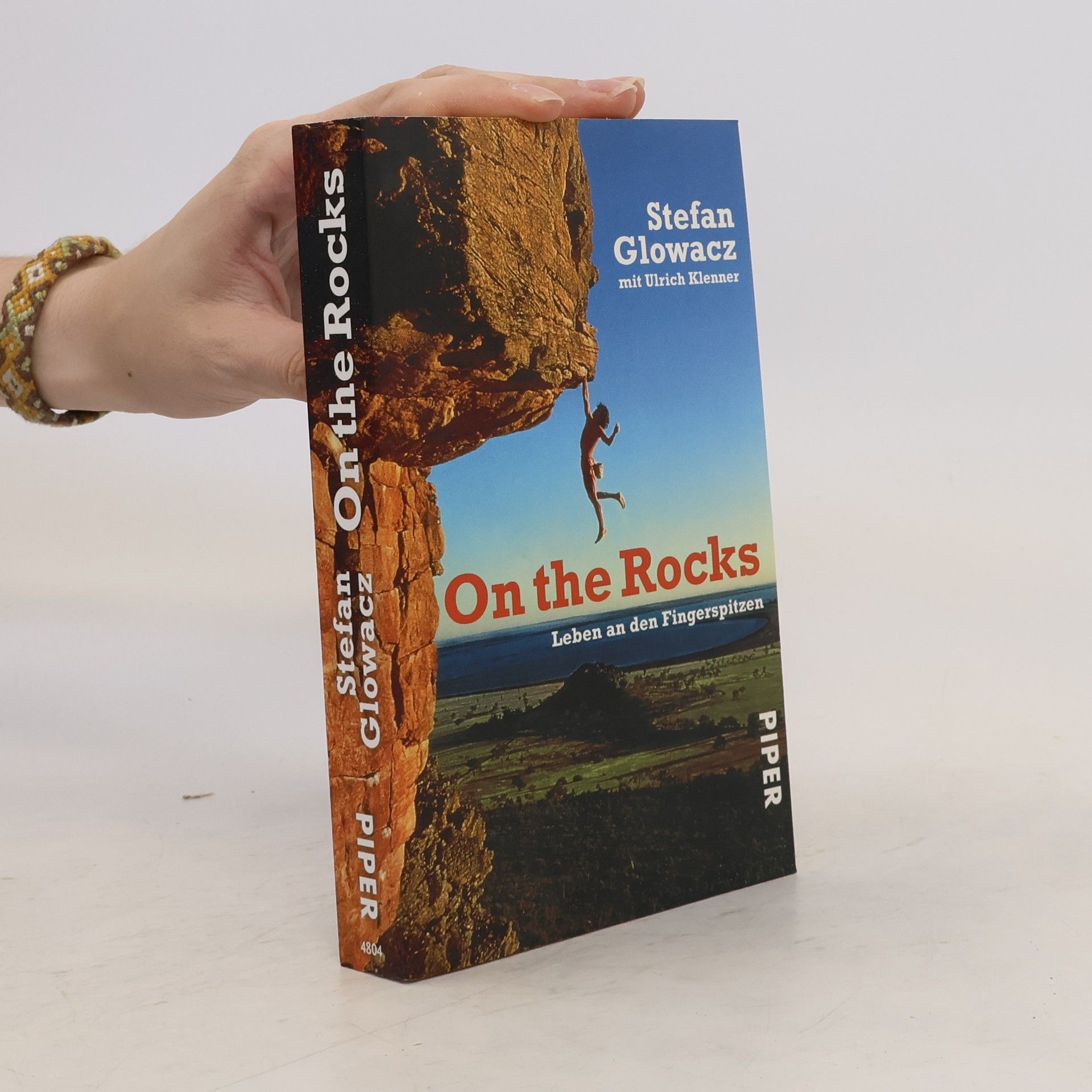 Stefan Glowacz On the rocks